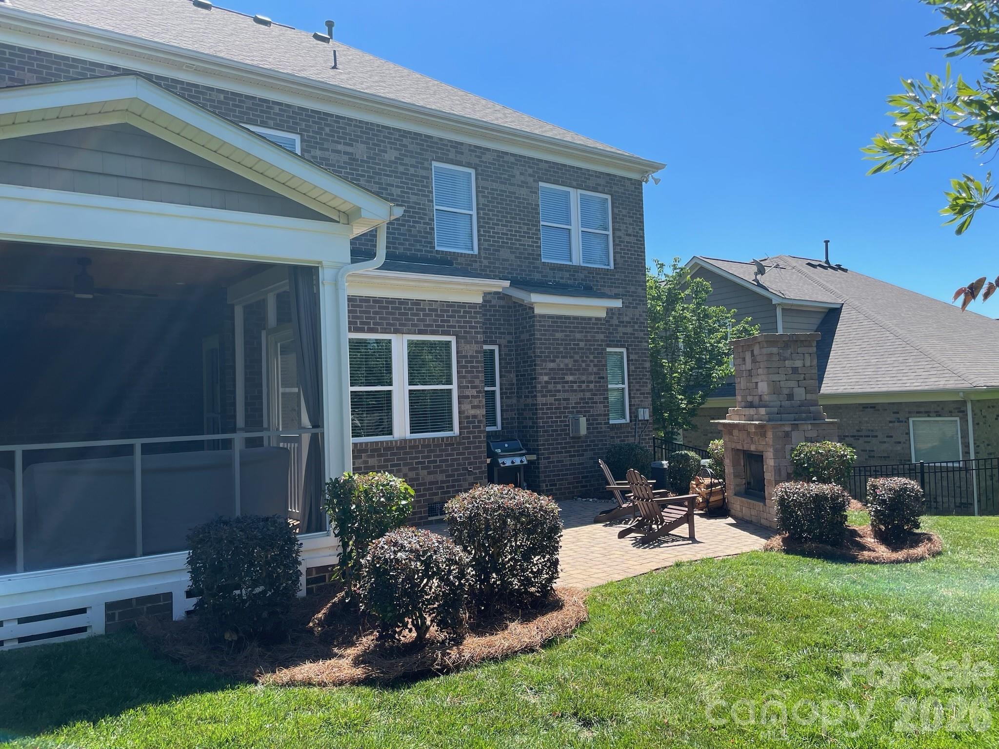 396 E Waterlynn Road — Mooresville