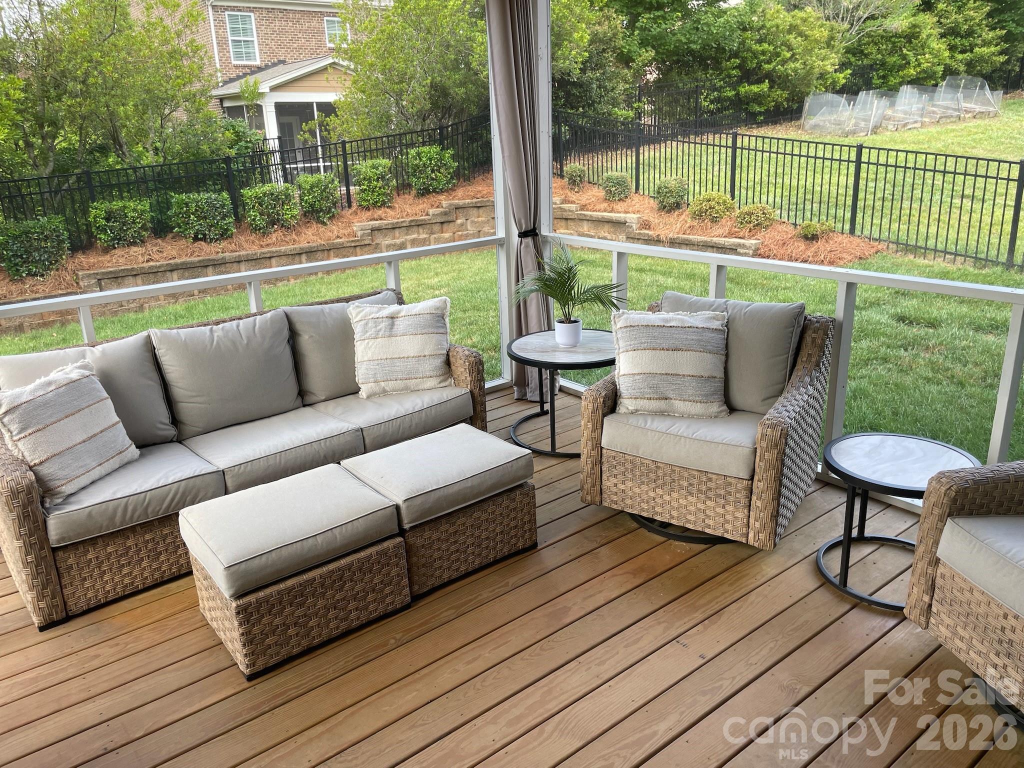 396 E Waterlynn Road — Mooresville