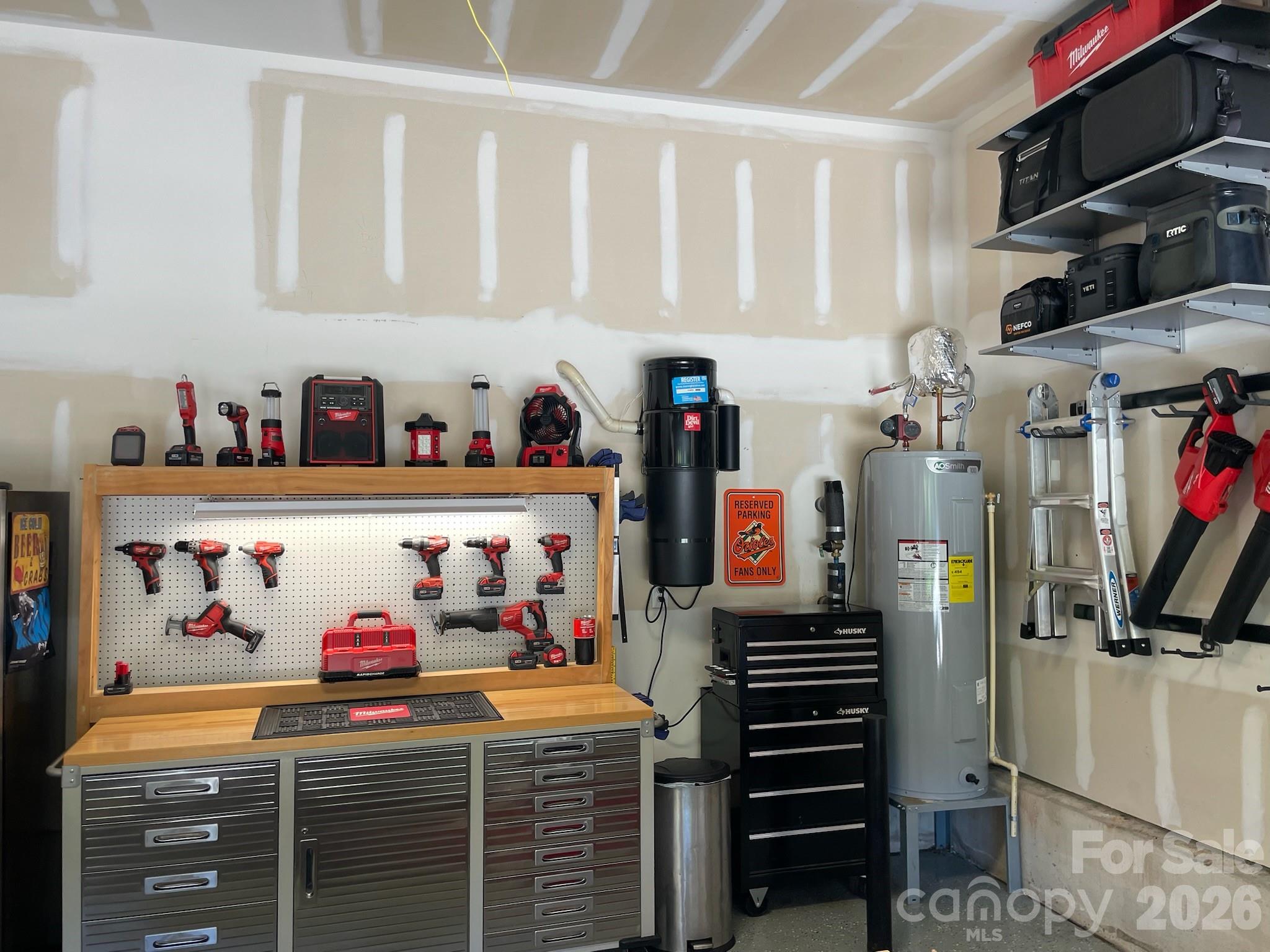 396 E Waterlynn Road — Mooresville