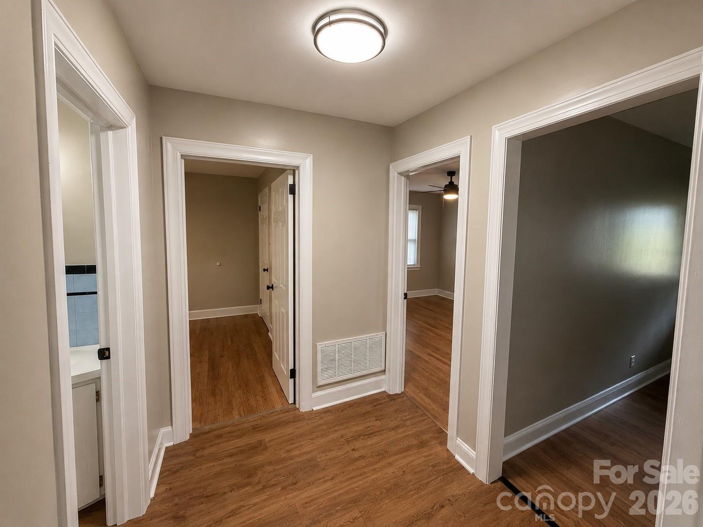 330 W 27th Street — Newton