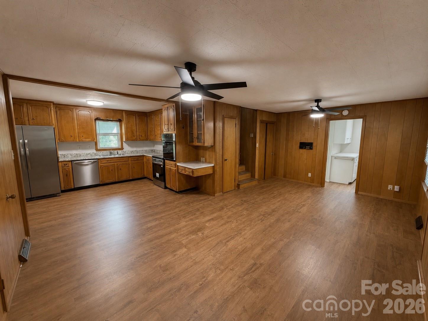 330 W 27th Street — Newton