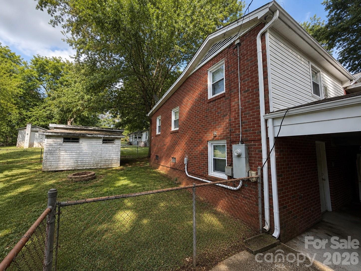 330 W 27th Street — Newton