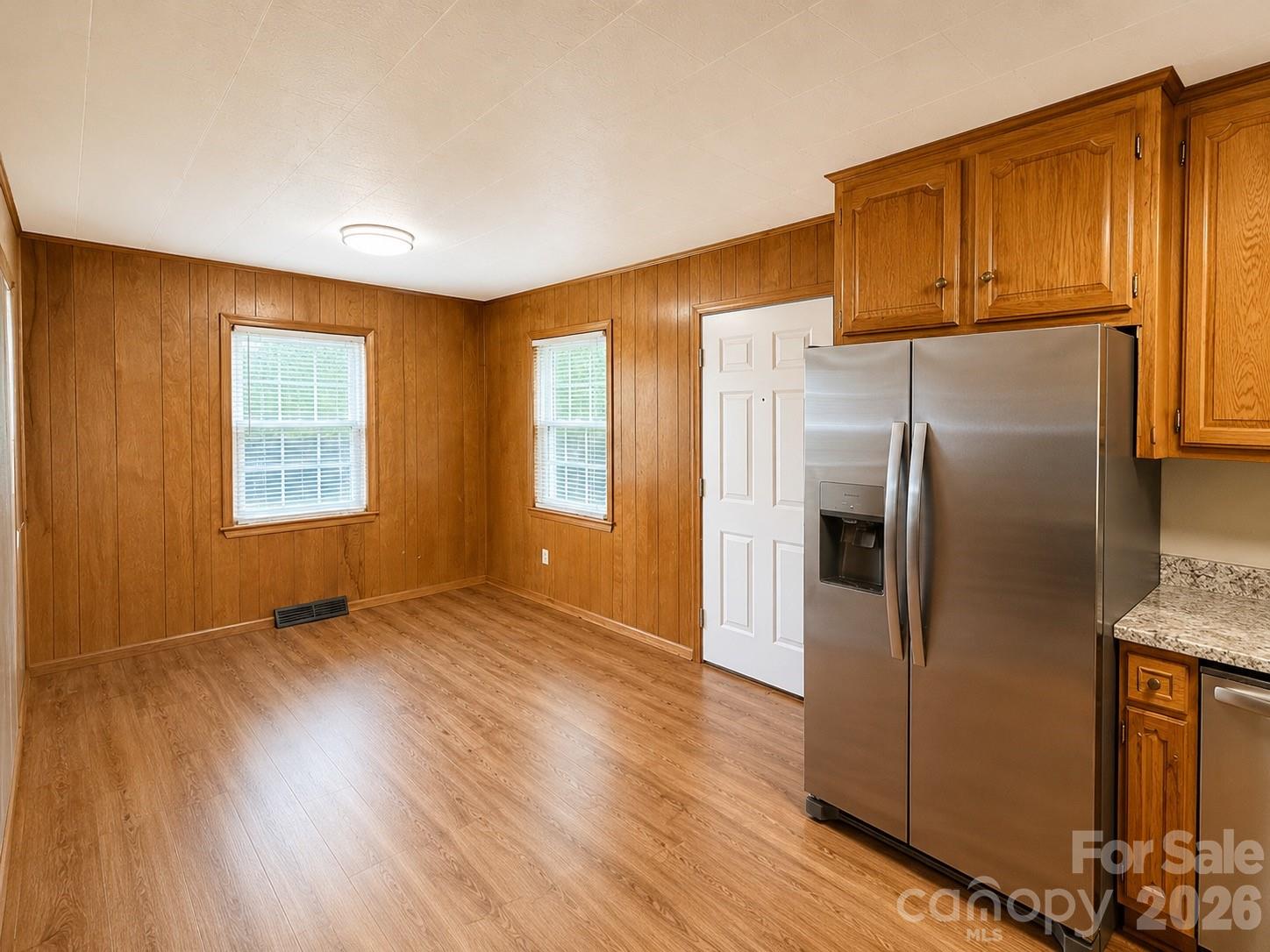 330 W 27th Street — Newton