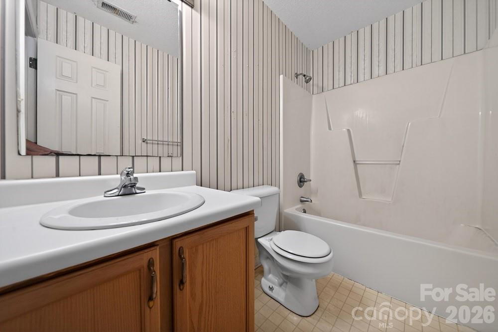 2205 Old Sparta Road — Rocky Mount