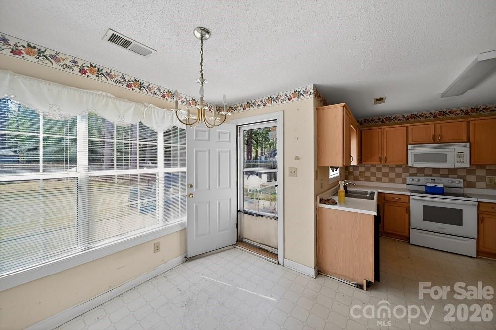 2205 Old Sparta Road — Rocky Mount