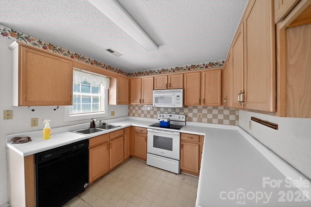 2205 Old Sparta Road — Rocky Mount
