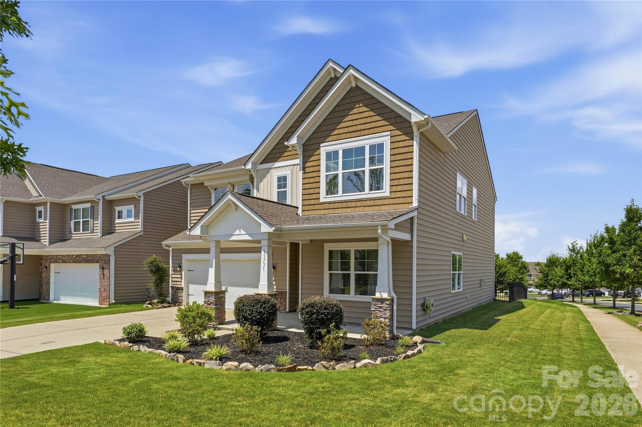 13731 Canterbury Castle Drive — Charlotte