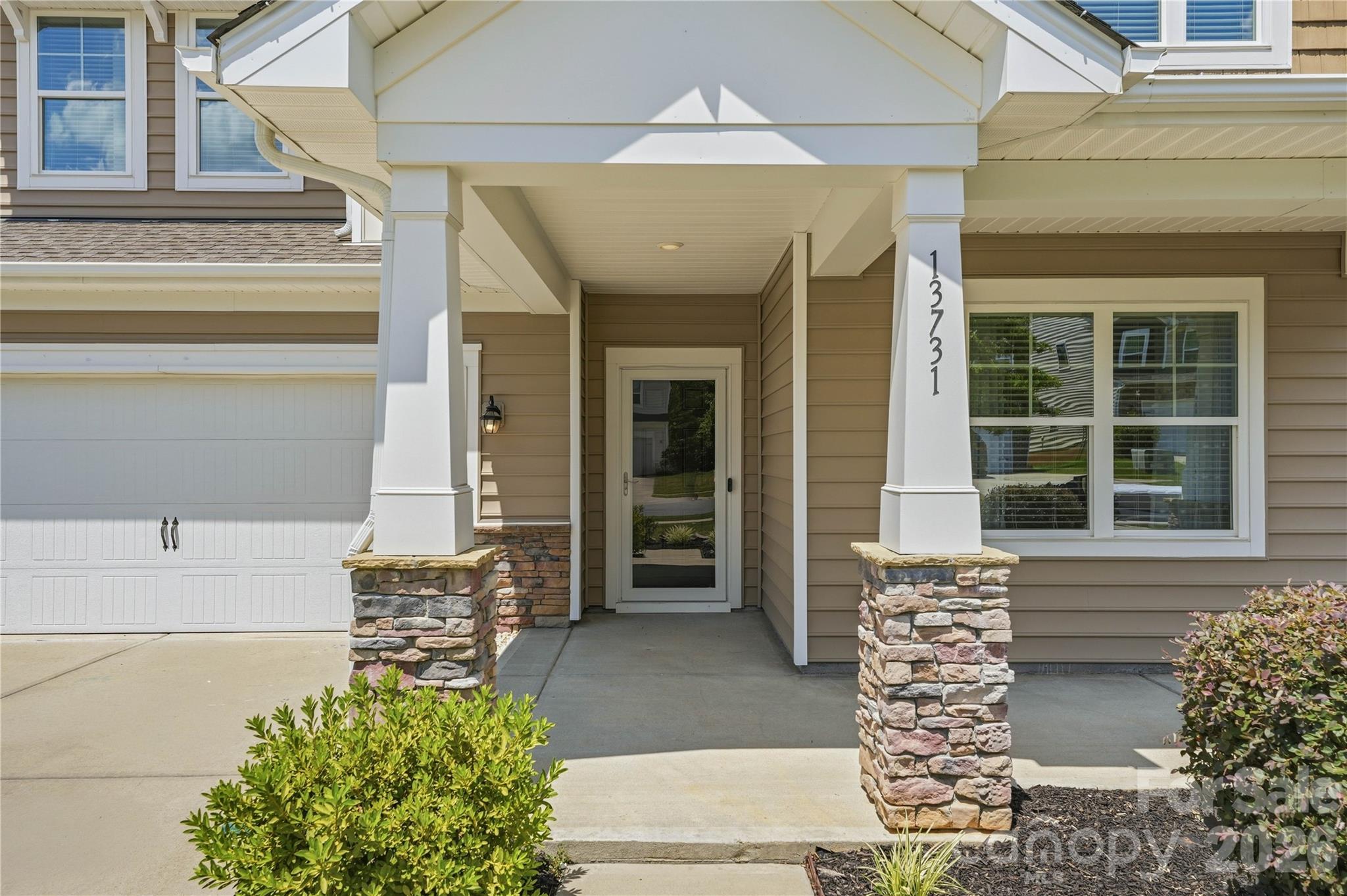 13731 Canterbury Castle Drive — Charlotte