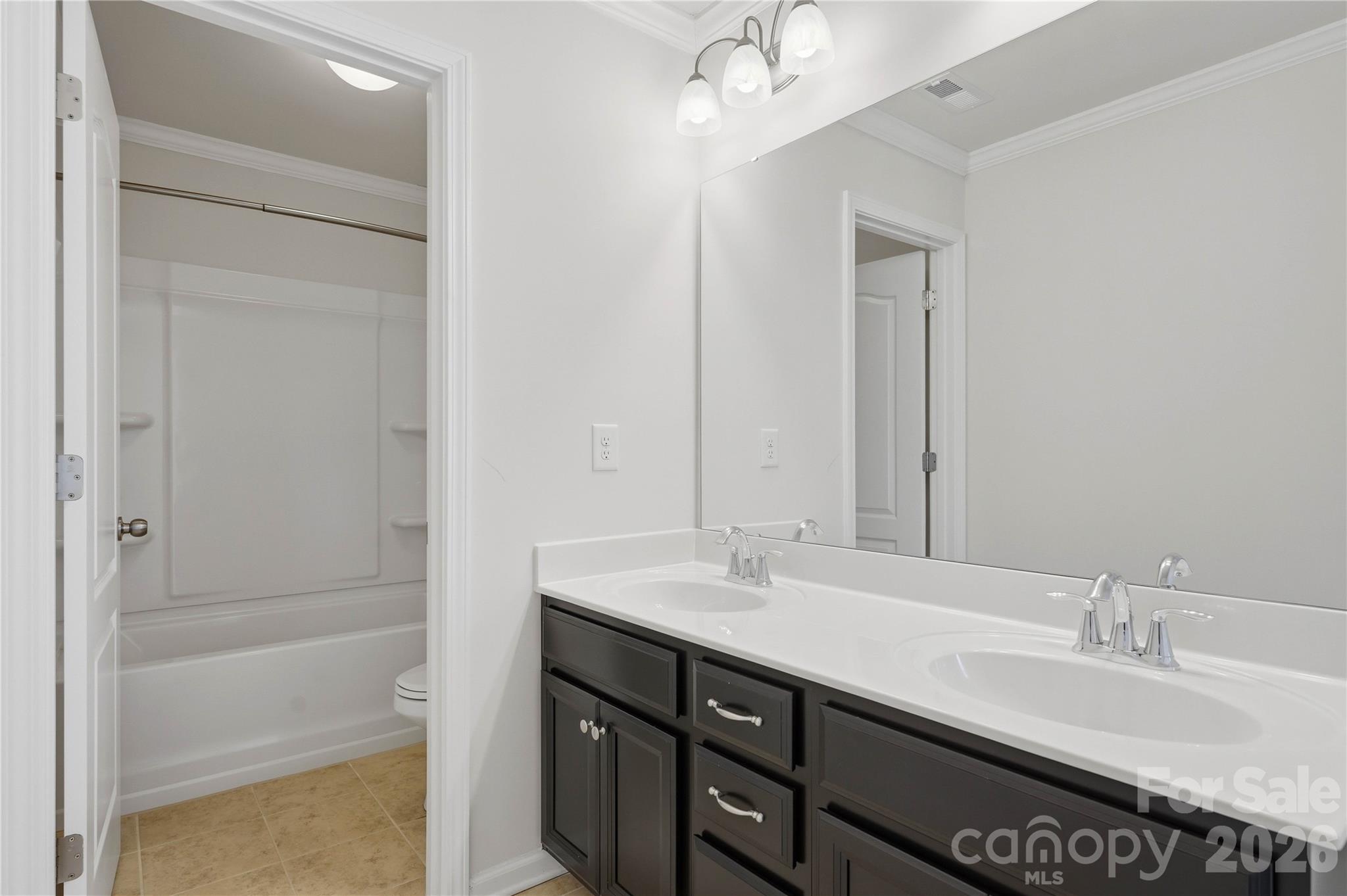13731 Canterbury Castle Drive — Charlotte