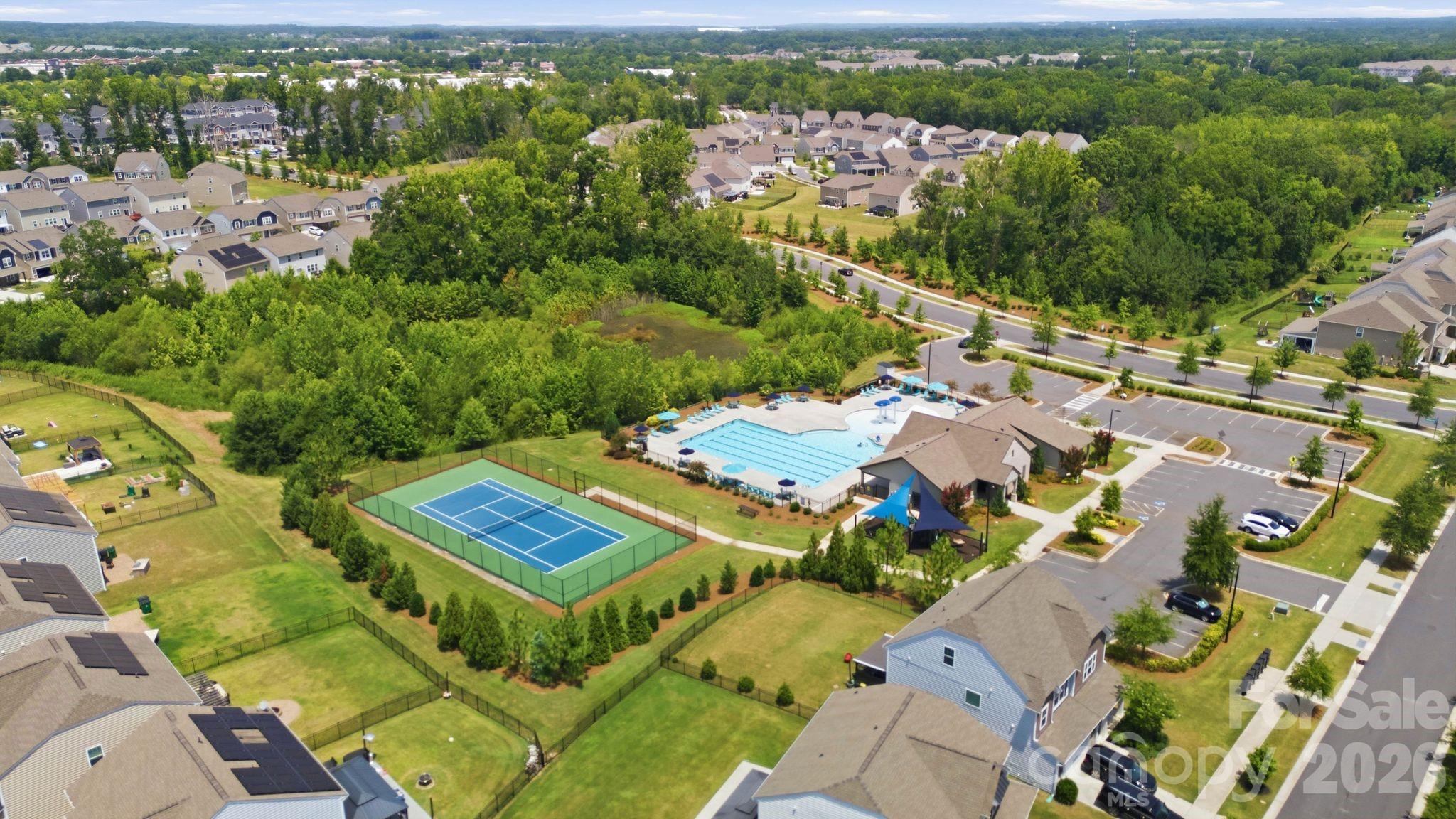 13731 Canterbury Castle Drive — Charlotte