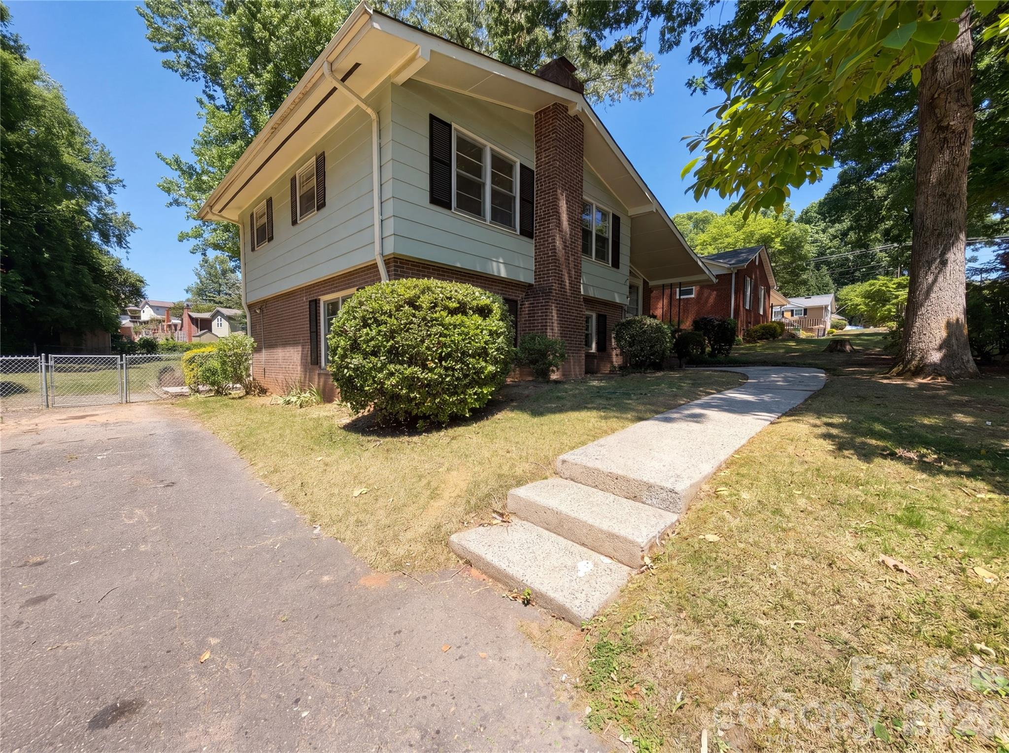1438 Buckingham Avenue — Gastonia