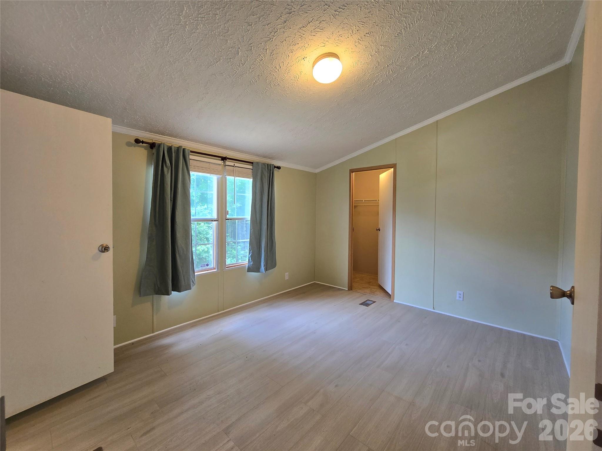 2094 Wilson Road — Asheville