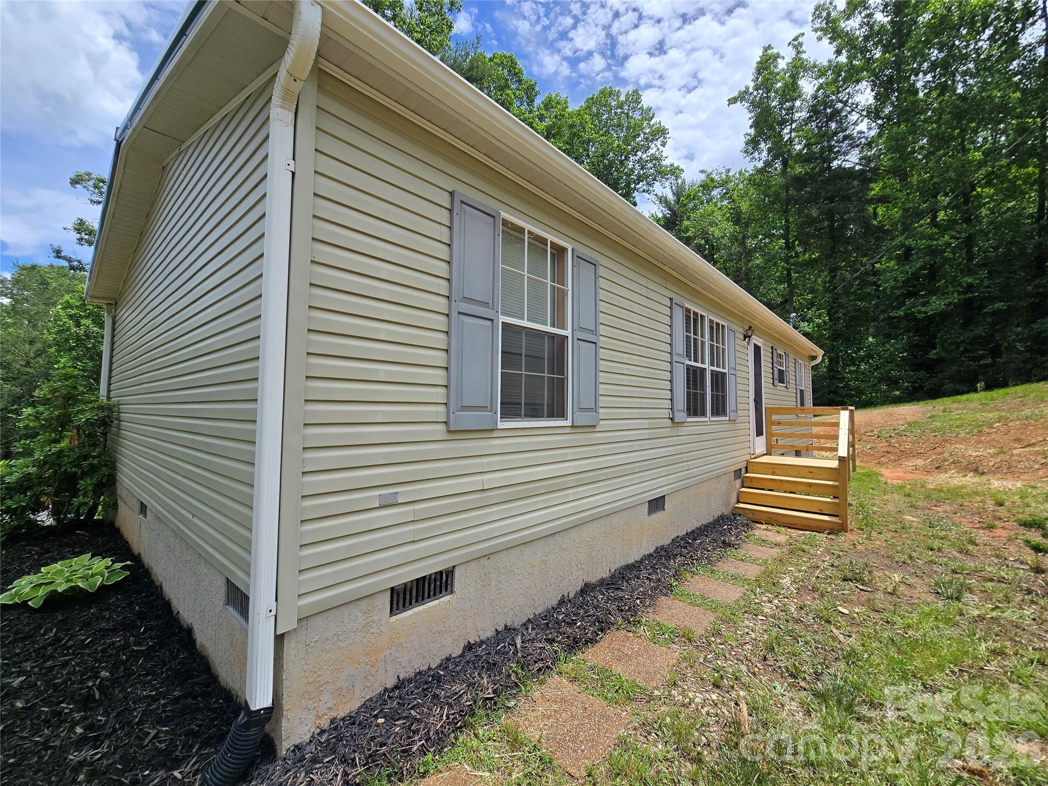 2094 Wilson Road — Asheville