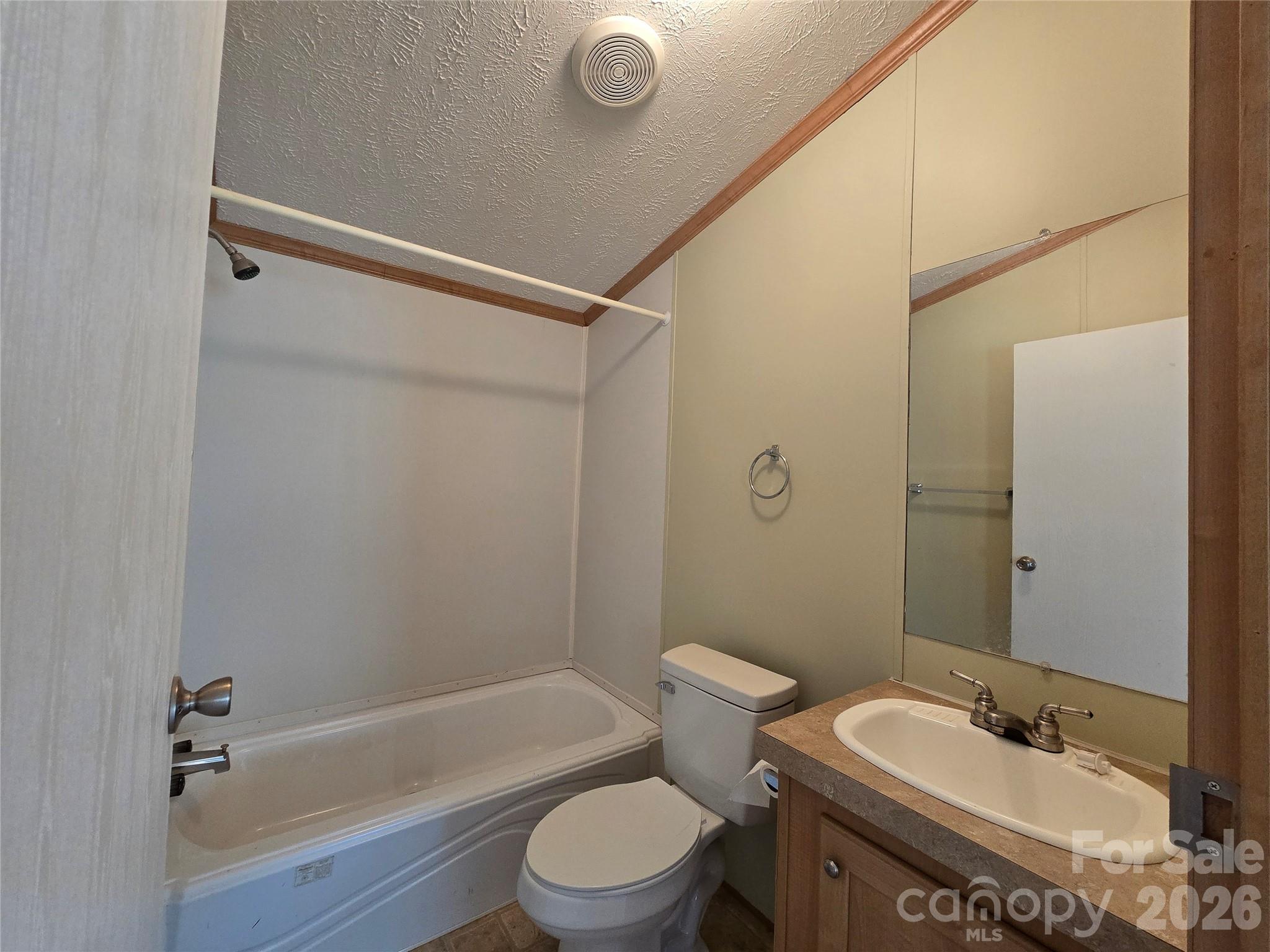 2094 Wilson Road — Asheville