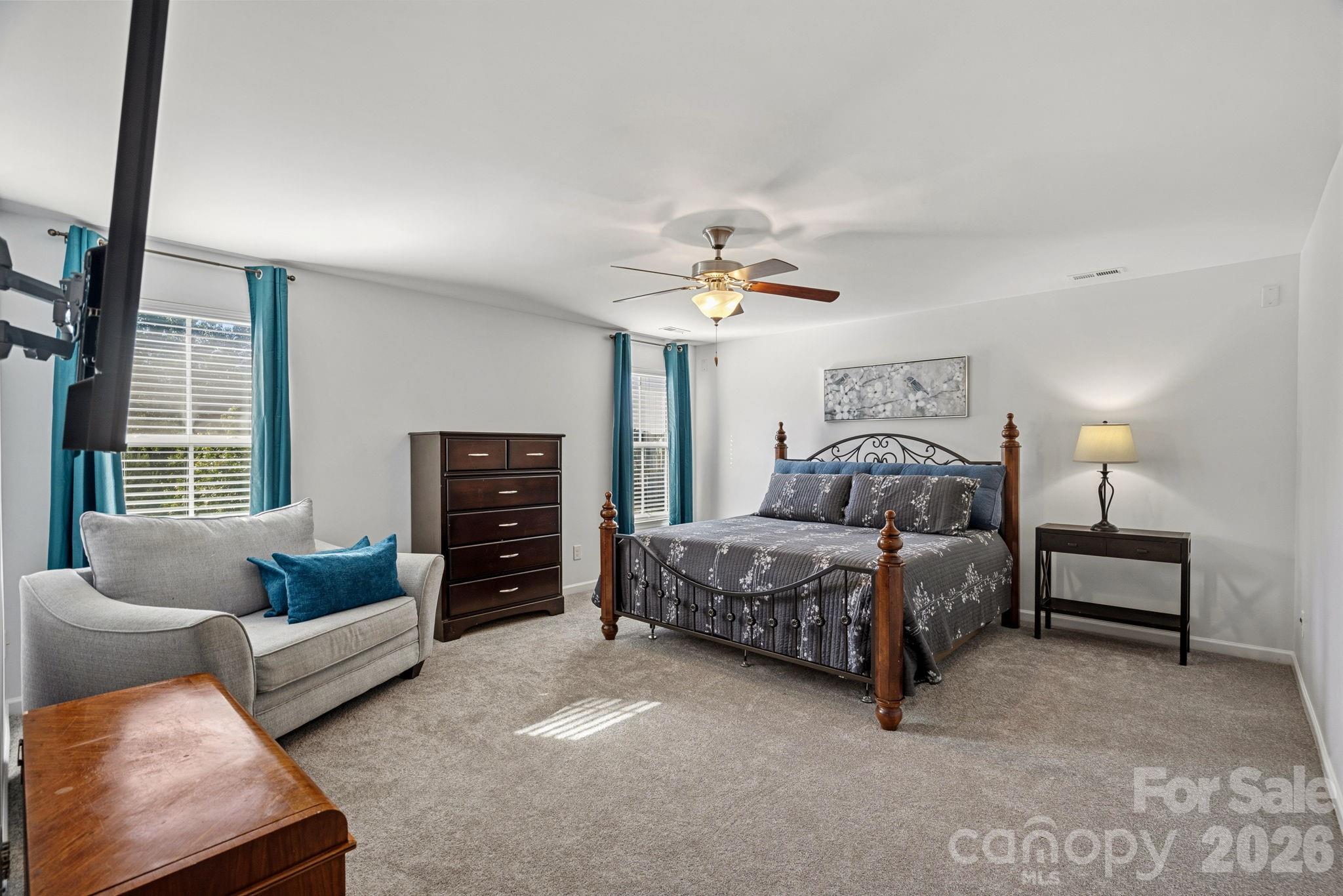 442 Almora Loop — Mooresville