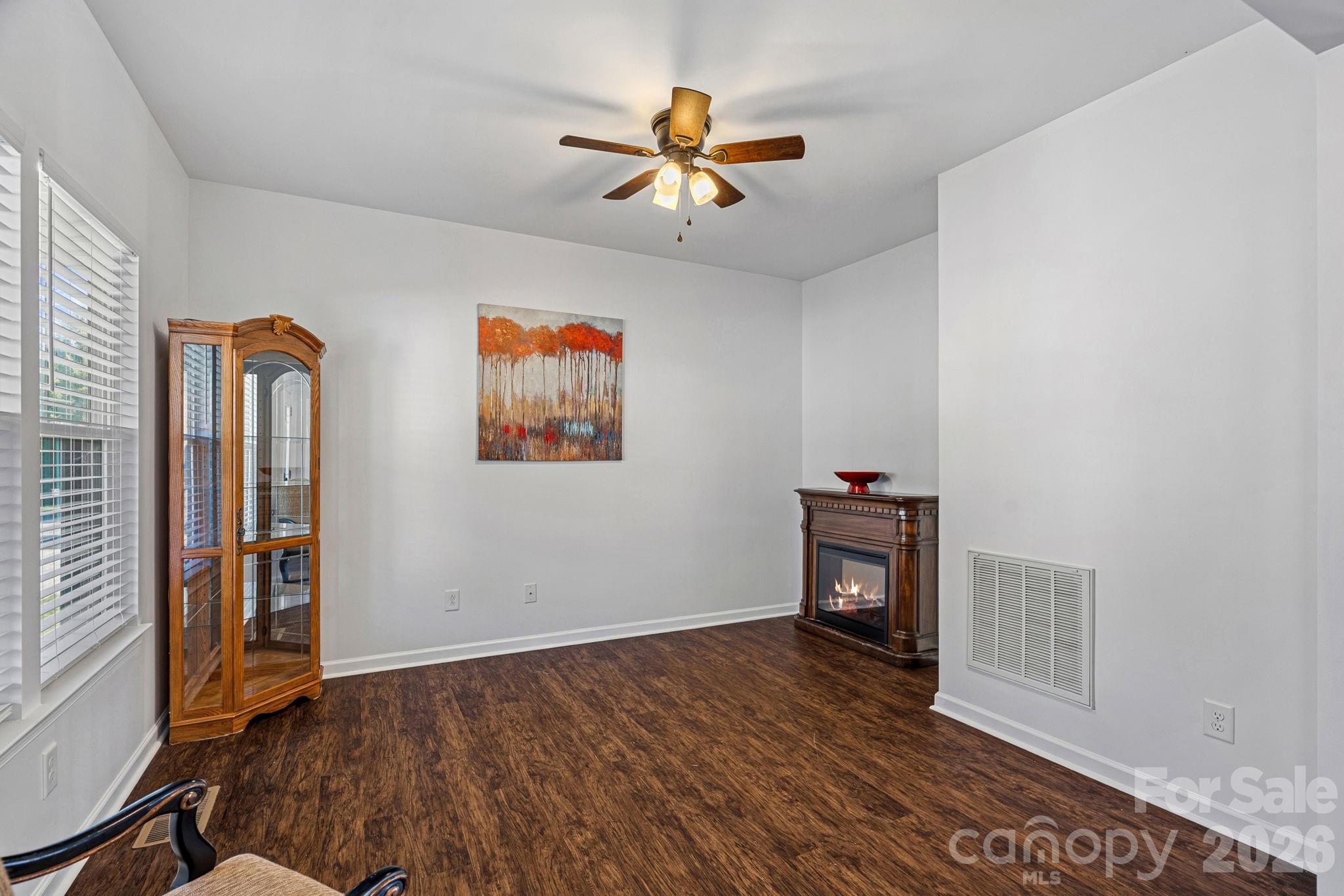 442 Almora Loop — Mooresville