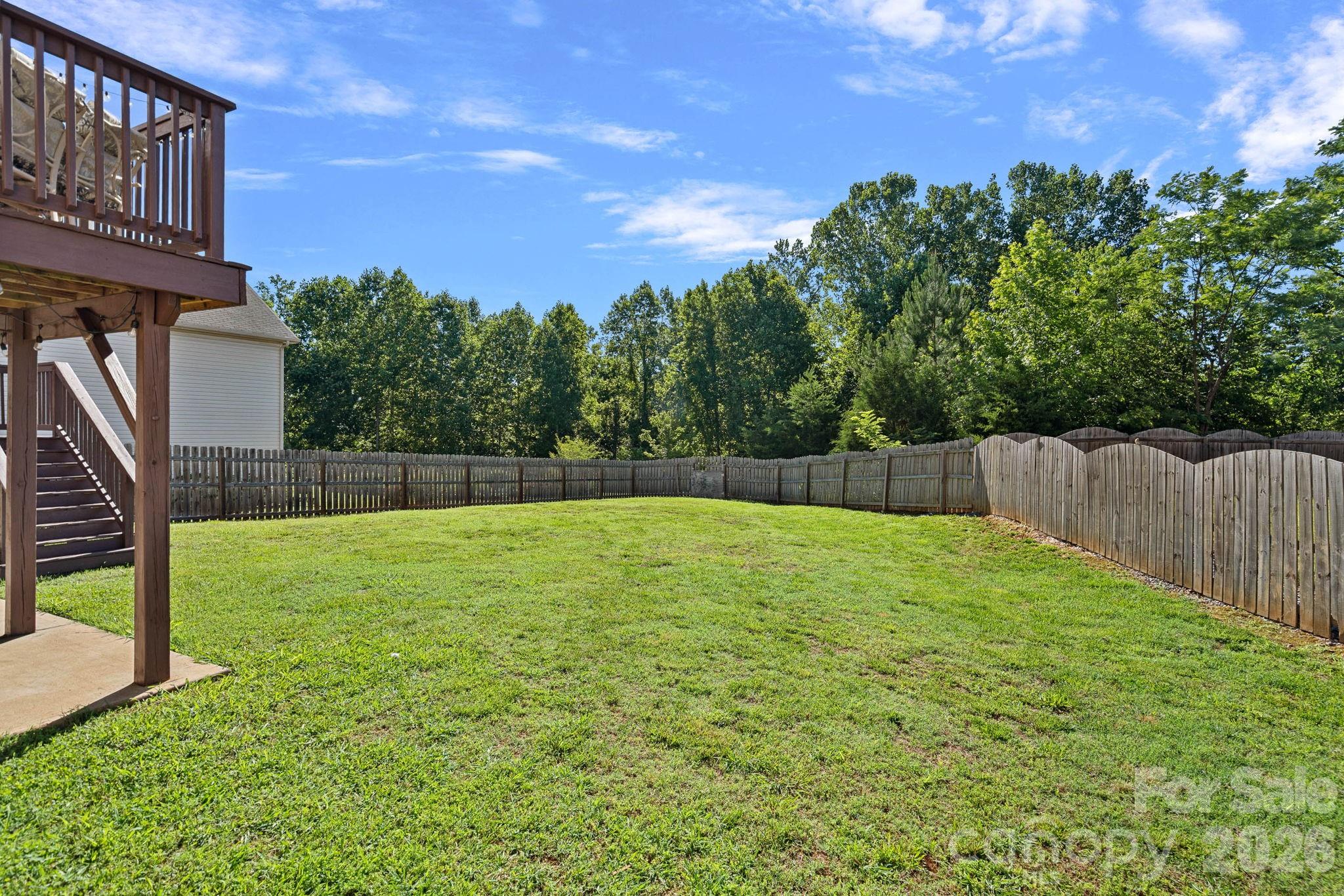 442 Almora Loop — Mooresville