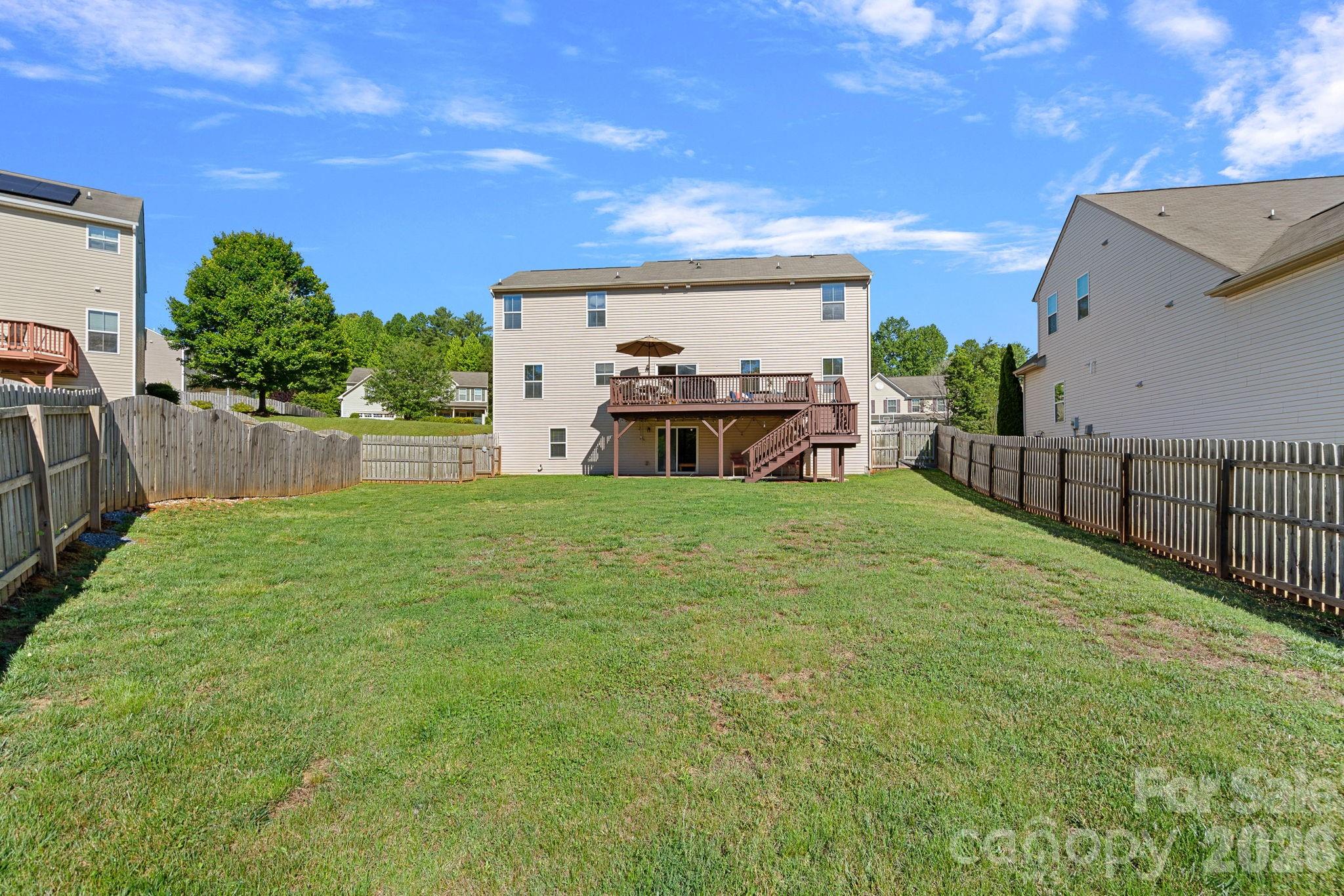 442 Almora Loop — Mooresville
