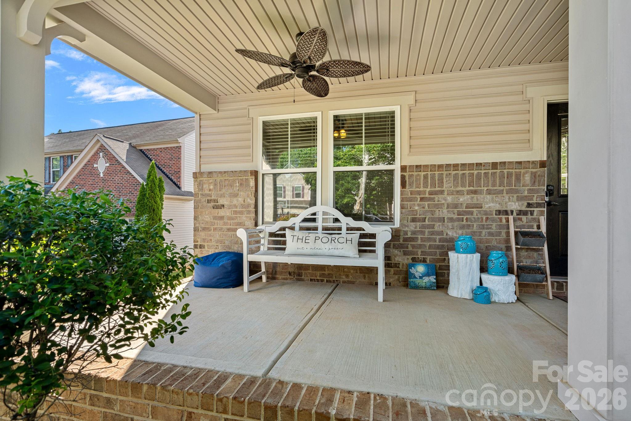 442 Almora Loop — Mooresville