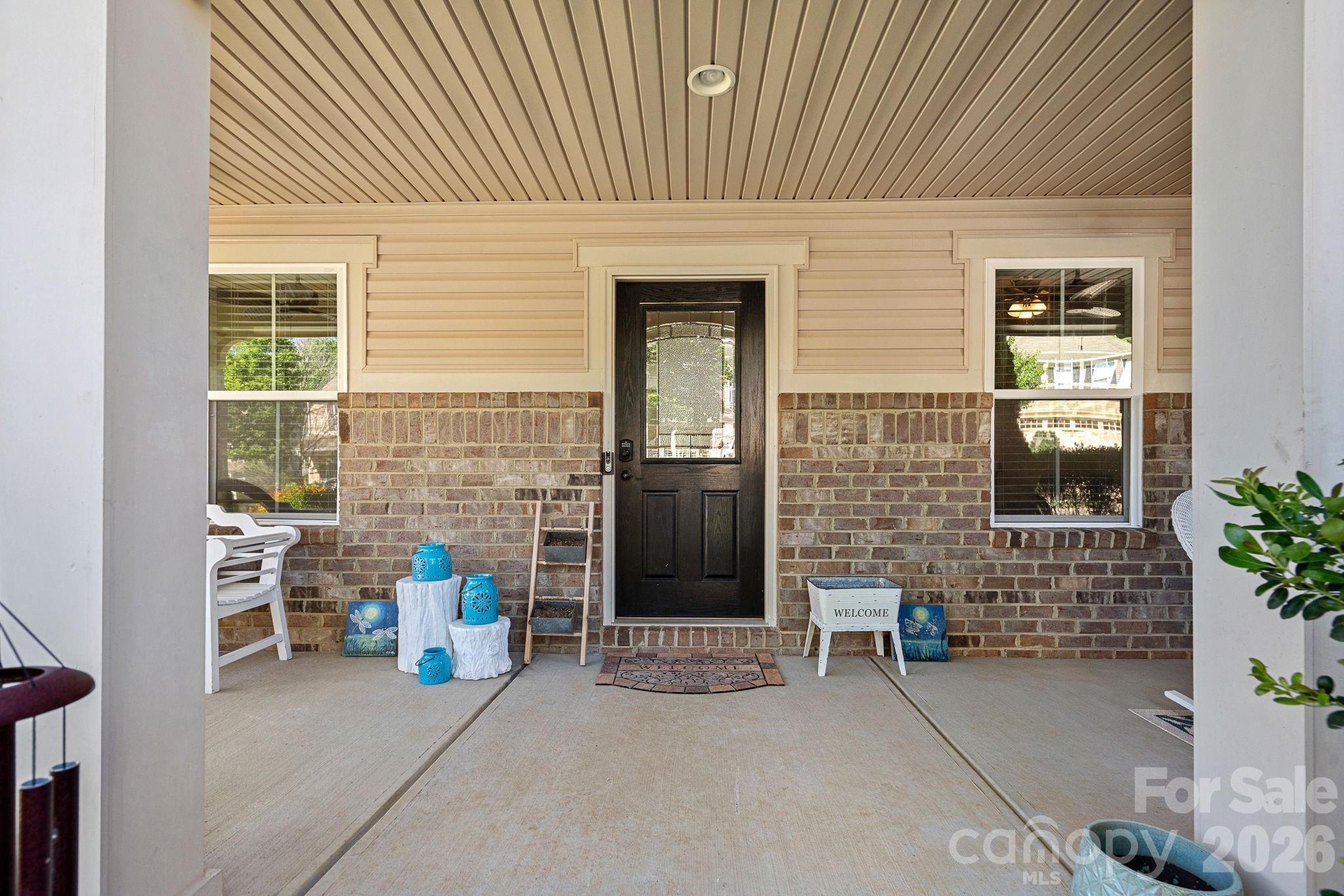 442 Almora Loop — Mooresville