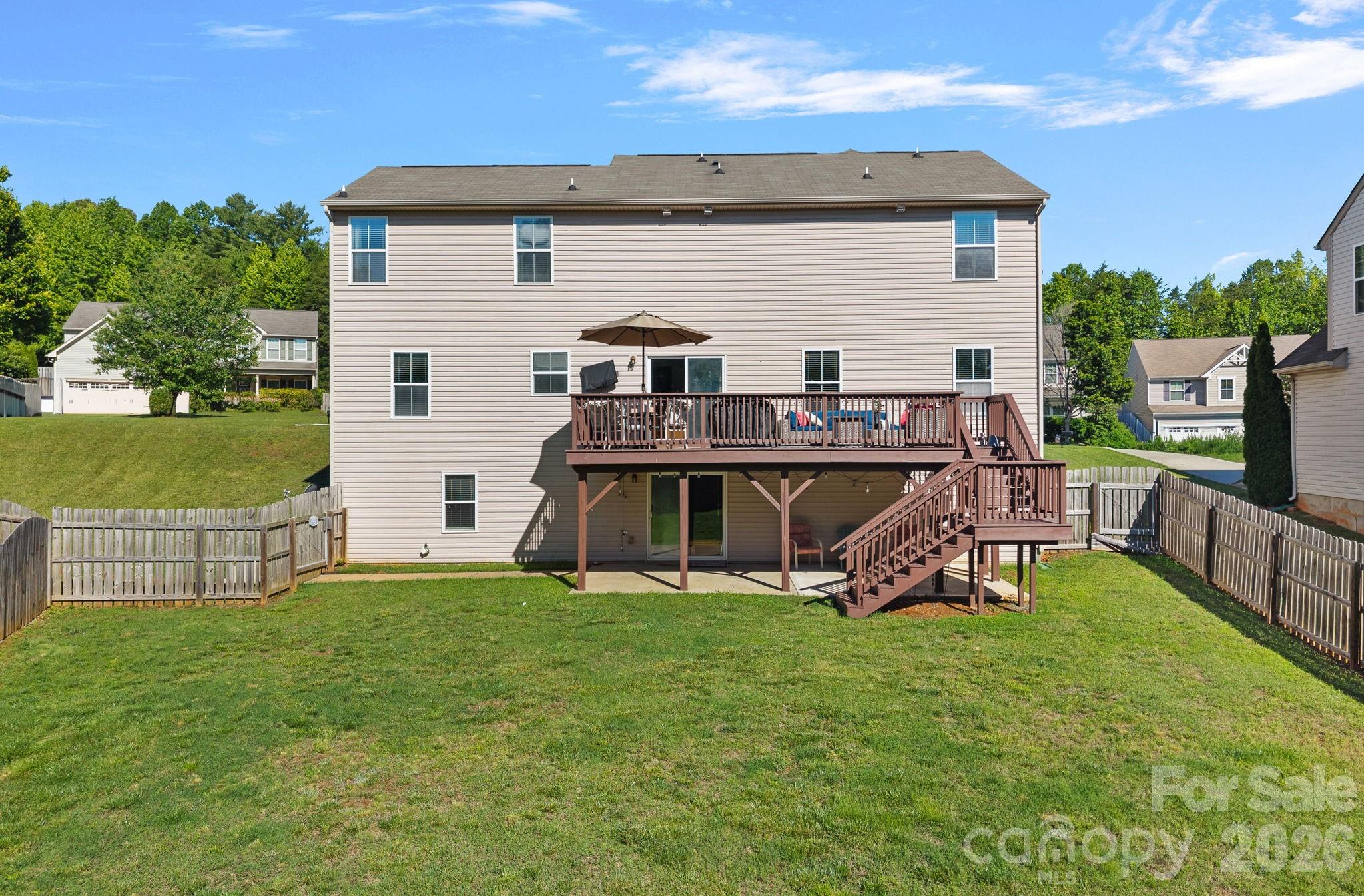 442 Almora Loop — Mooresville