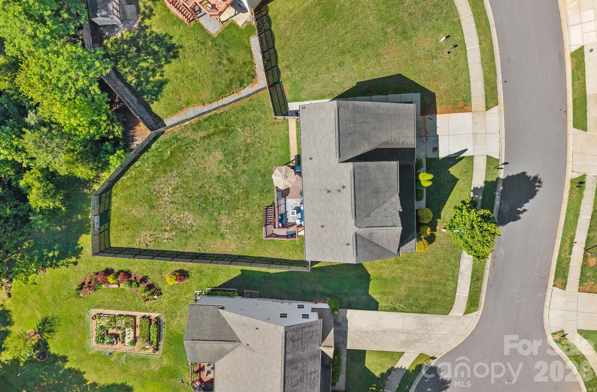 442 Almora Loop — Mooresville