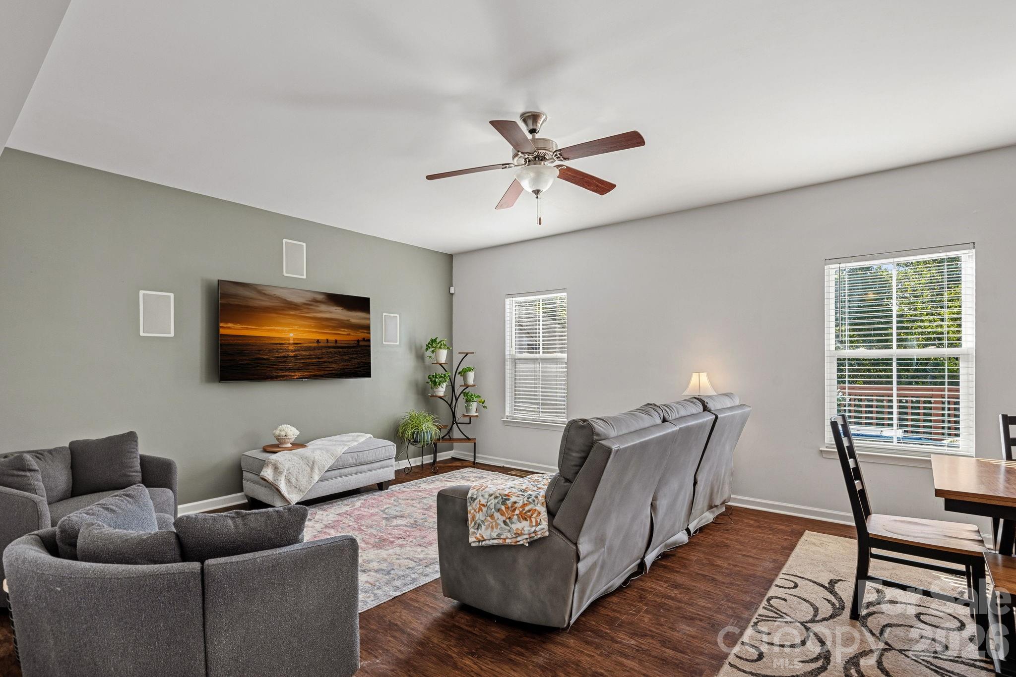 442 Almora Loop — Mooresville