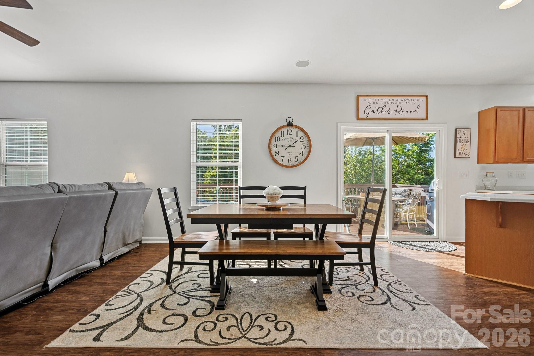 442 Almora Loop — Mooresville