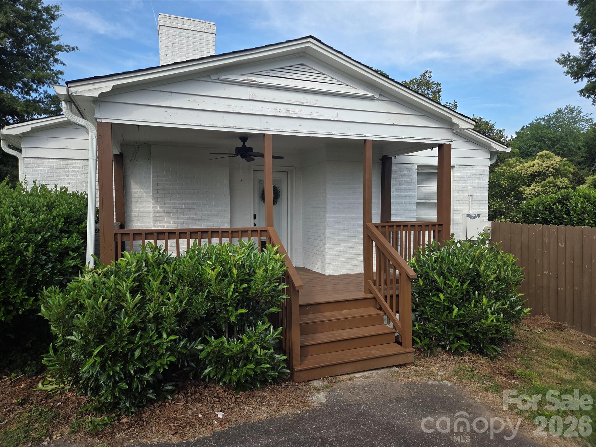 707 E 1st Street — Cherryville