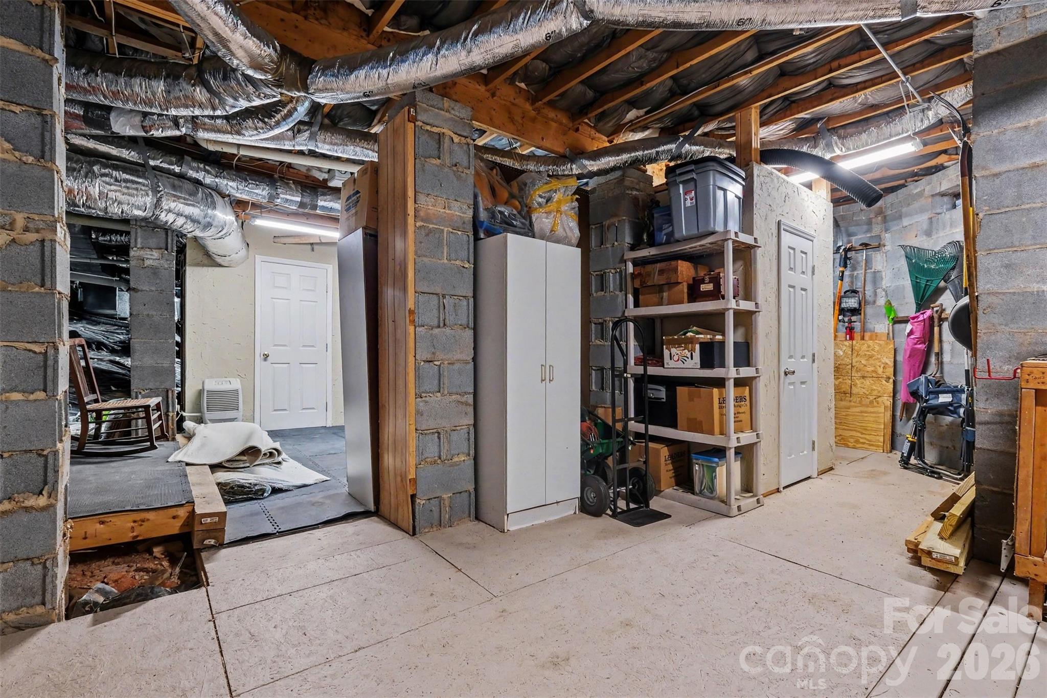 16105 Woolwine Road — Charlotte