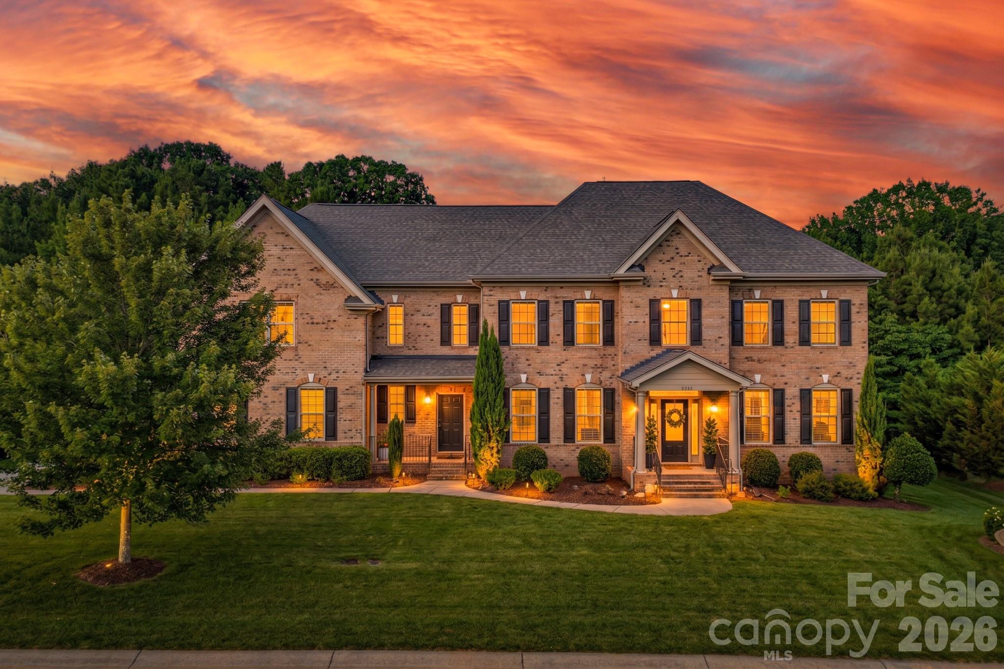 3083 Twin Lakes Drive — Weddington