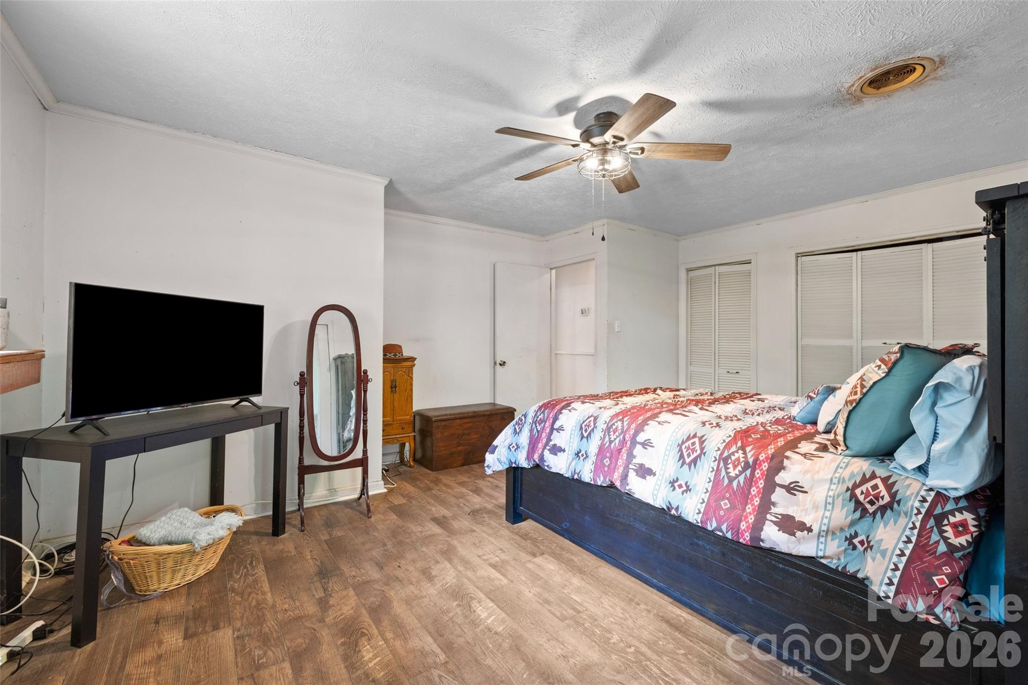 233 Orindawood Drive — McConnells