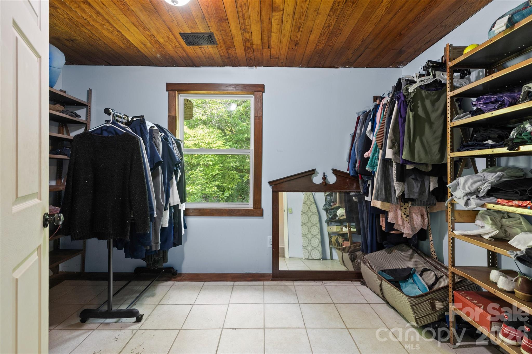 233 Orindawood Drive — McConnells