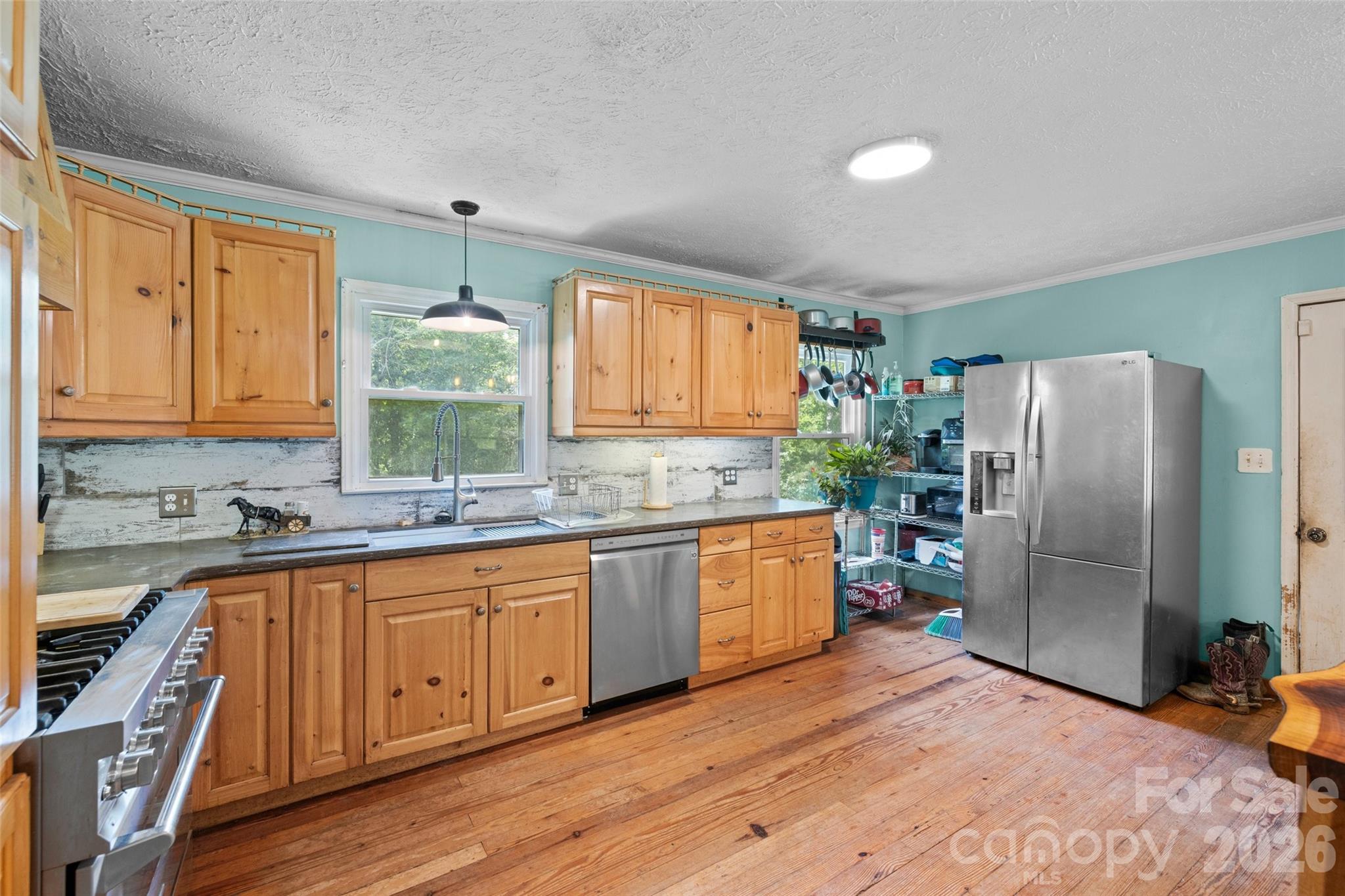 233 Orindawood Drive — McConnells