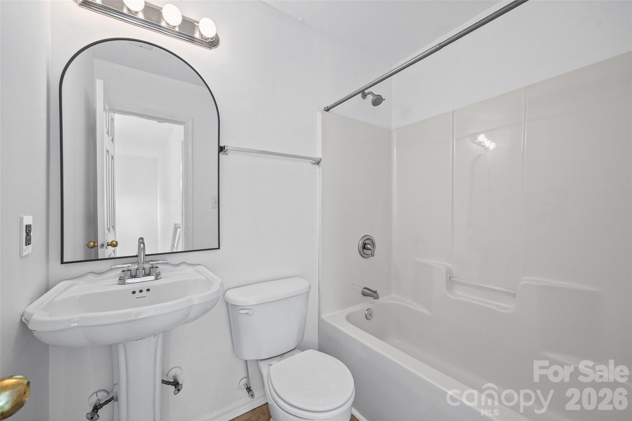 6226 Dumont Lane — Charlotte