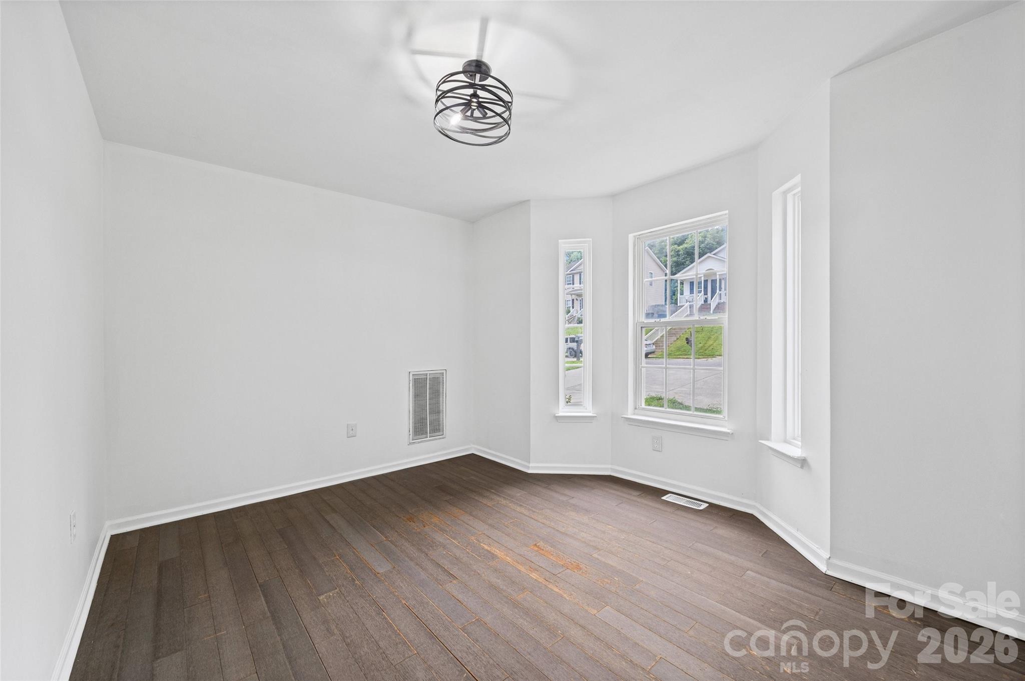 6226 Dumont Lane — Charlotte
