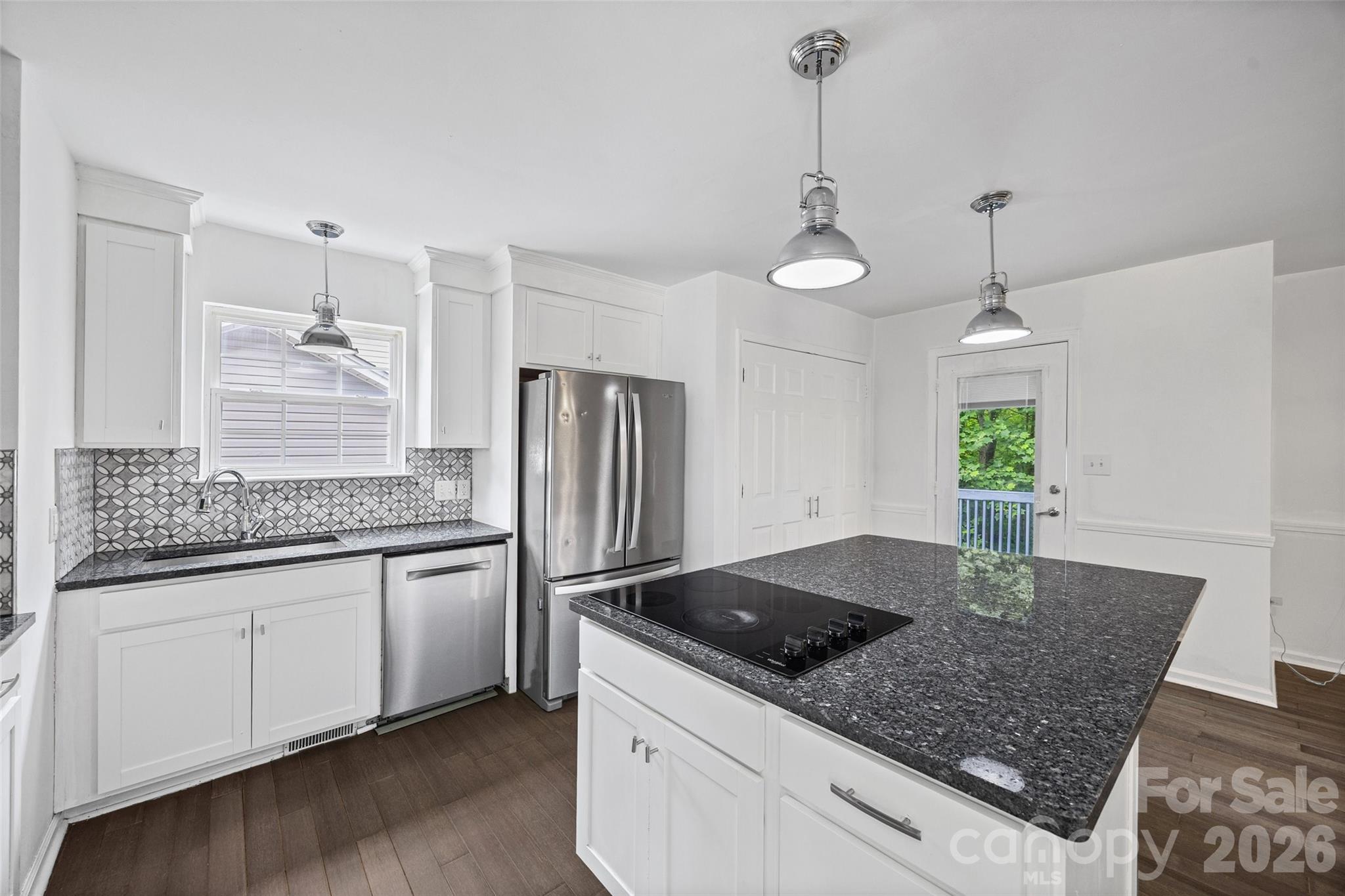 6226 Dumont Lane — Charlotte
