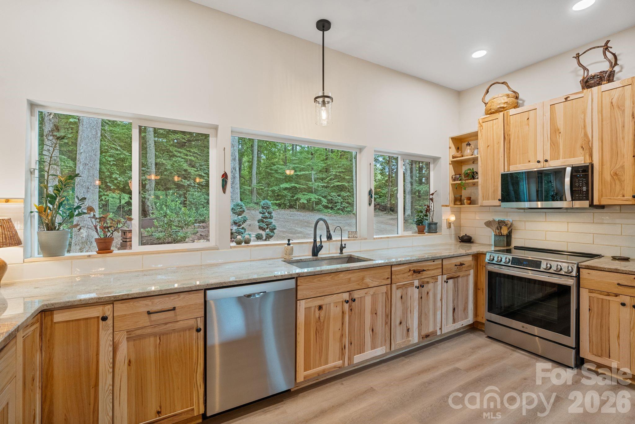 9870 Harvest Lane — Davidson