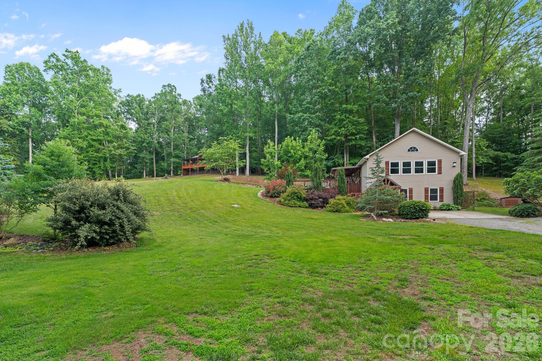 9870 Harvest Lane — Davidson