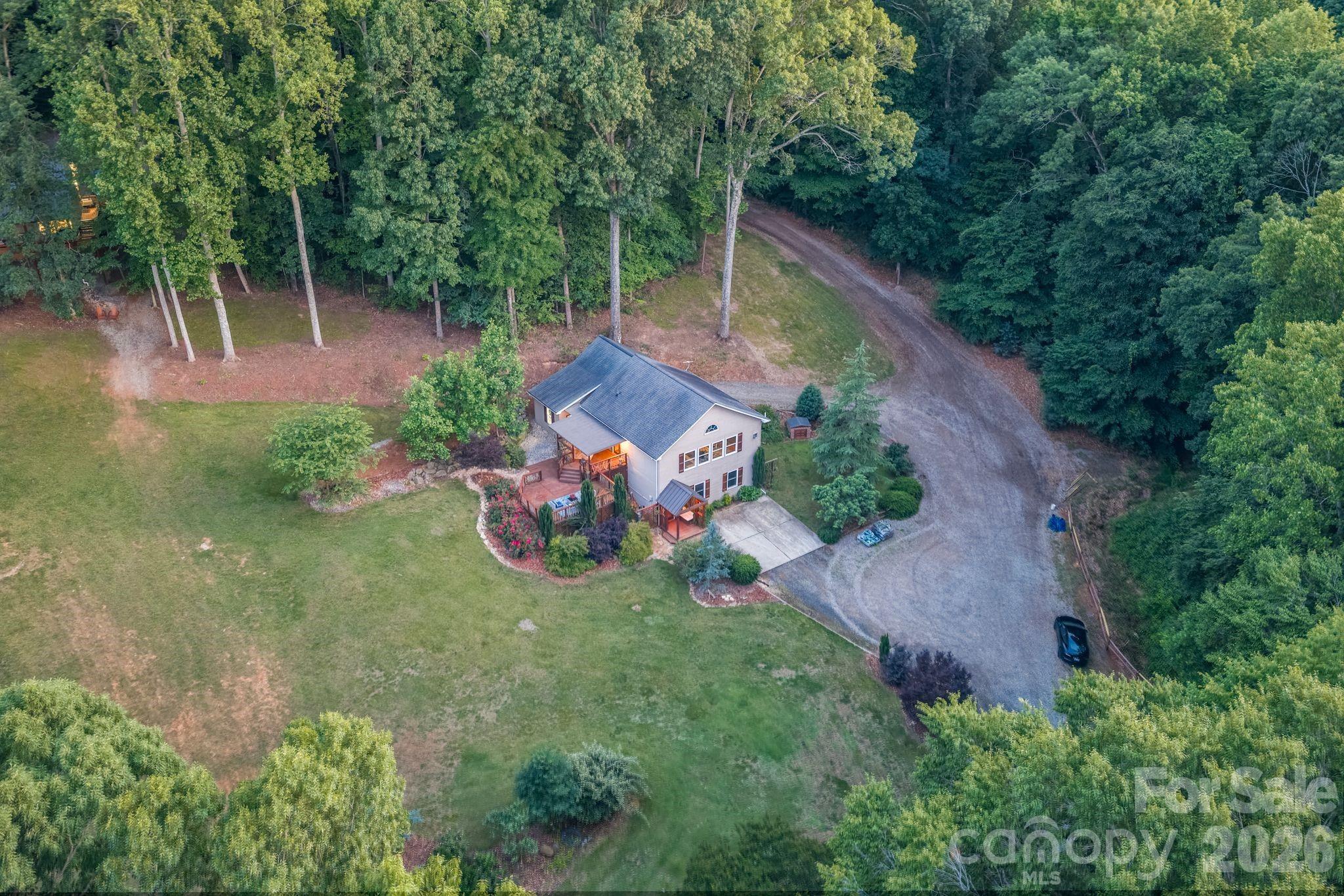 9870 Harvest Lane — Davidson