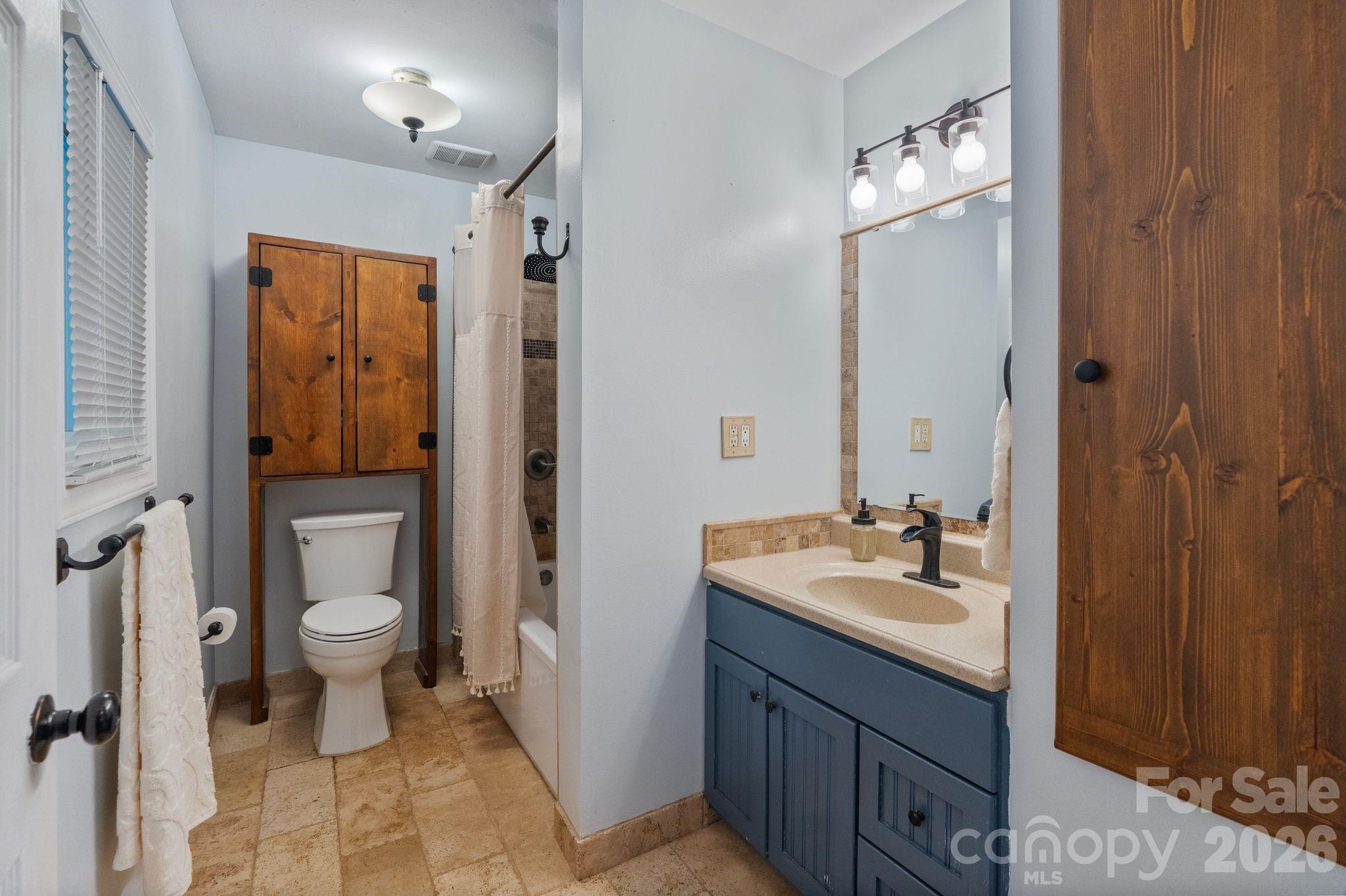 9870 Harvest Lane — Davidson