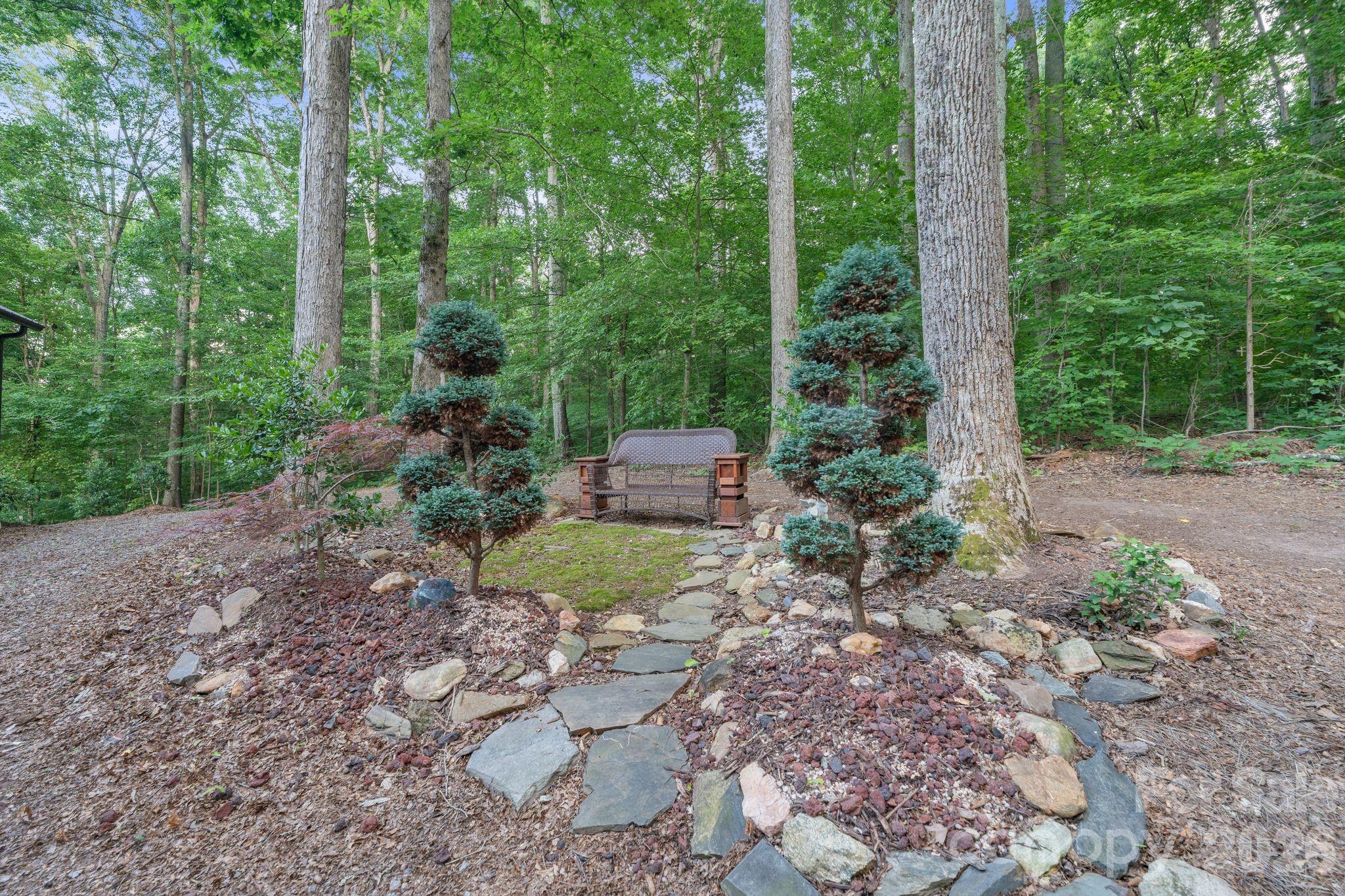 9870 Harvest Lane — Davidson