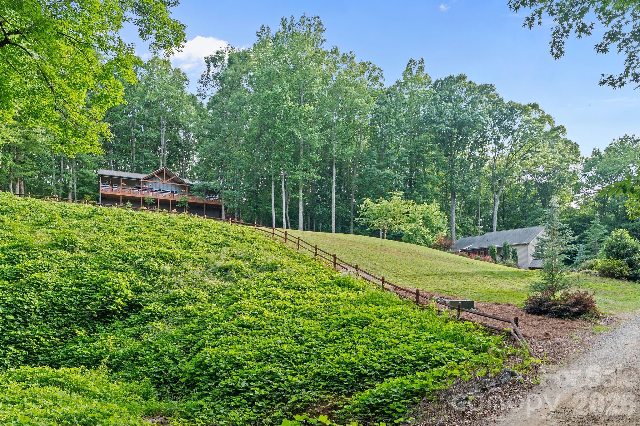 9870 Harvest Lane — Davidson