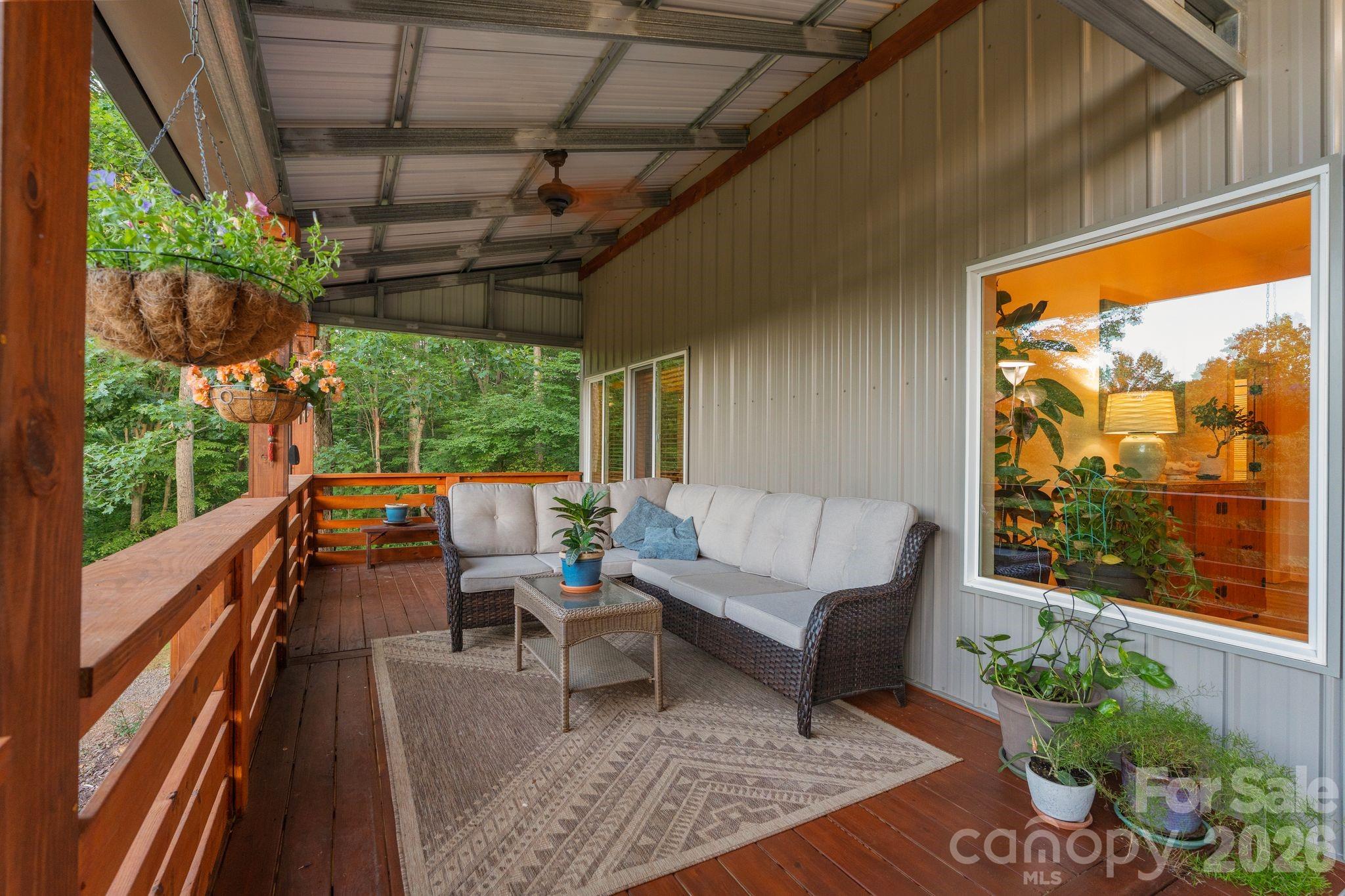 9870 Harvest Lane — Davidson