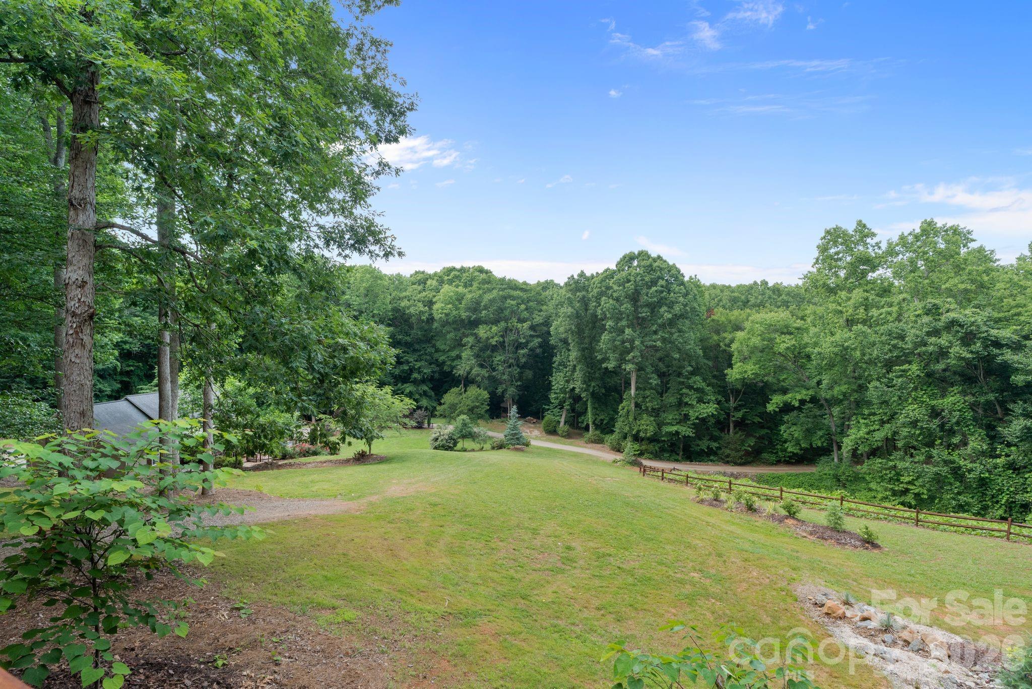 9870 Harvest Lane — Davidson