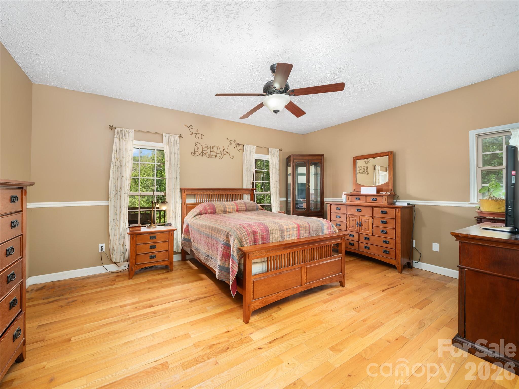 2216 Beans Creek Road — Bakersville