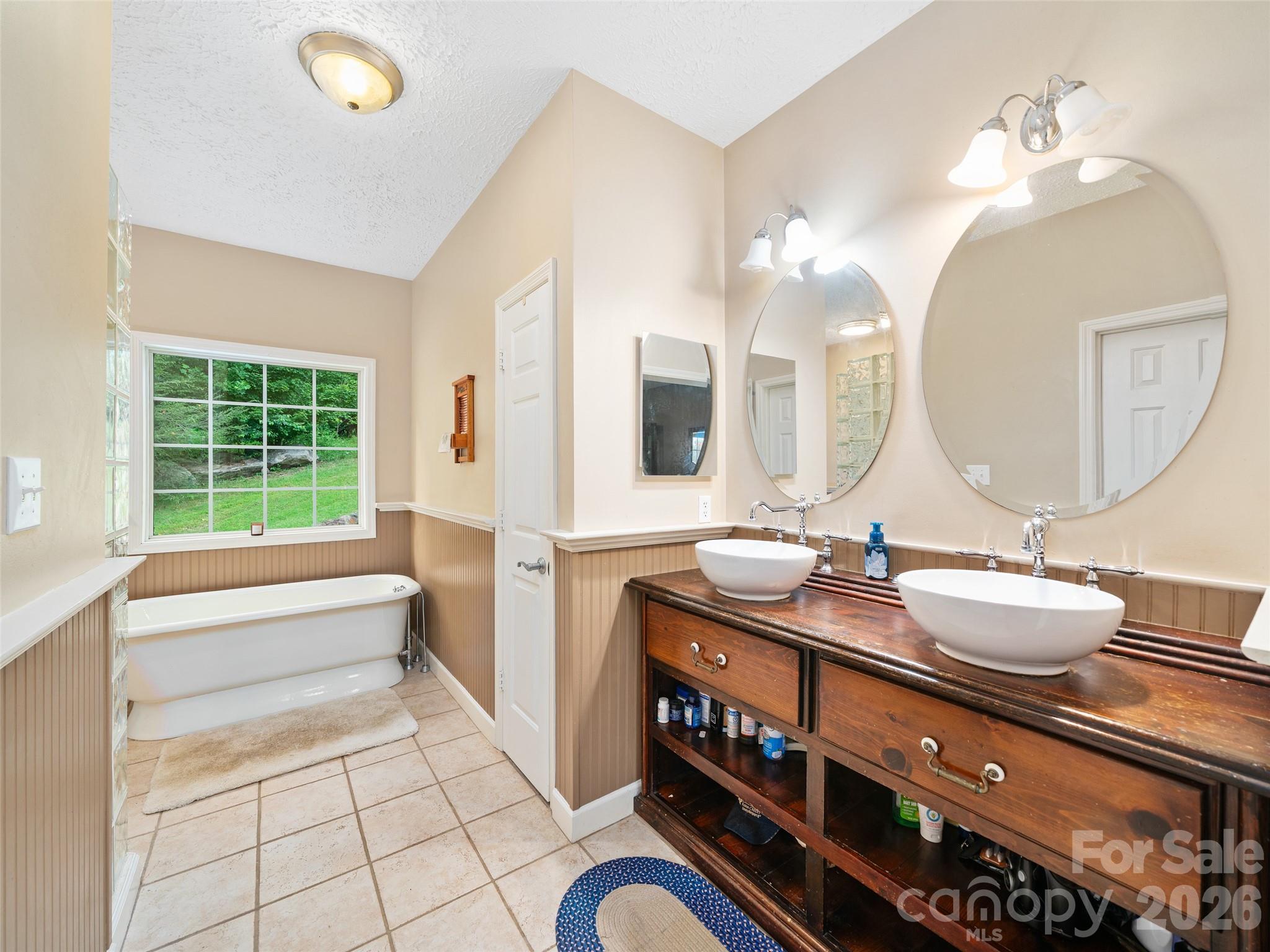 2216 Beans Creek Road — Bakersville