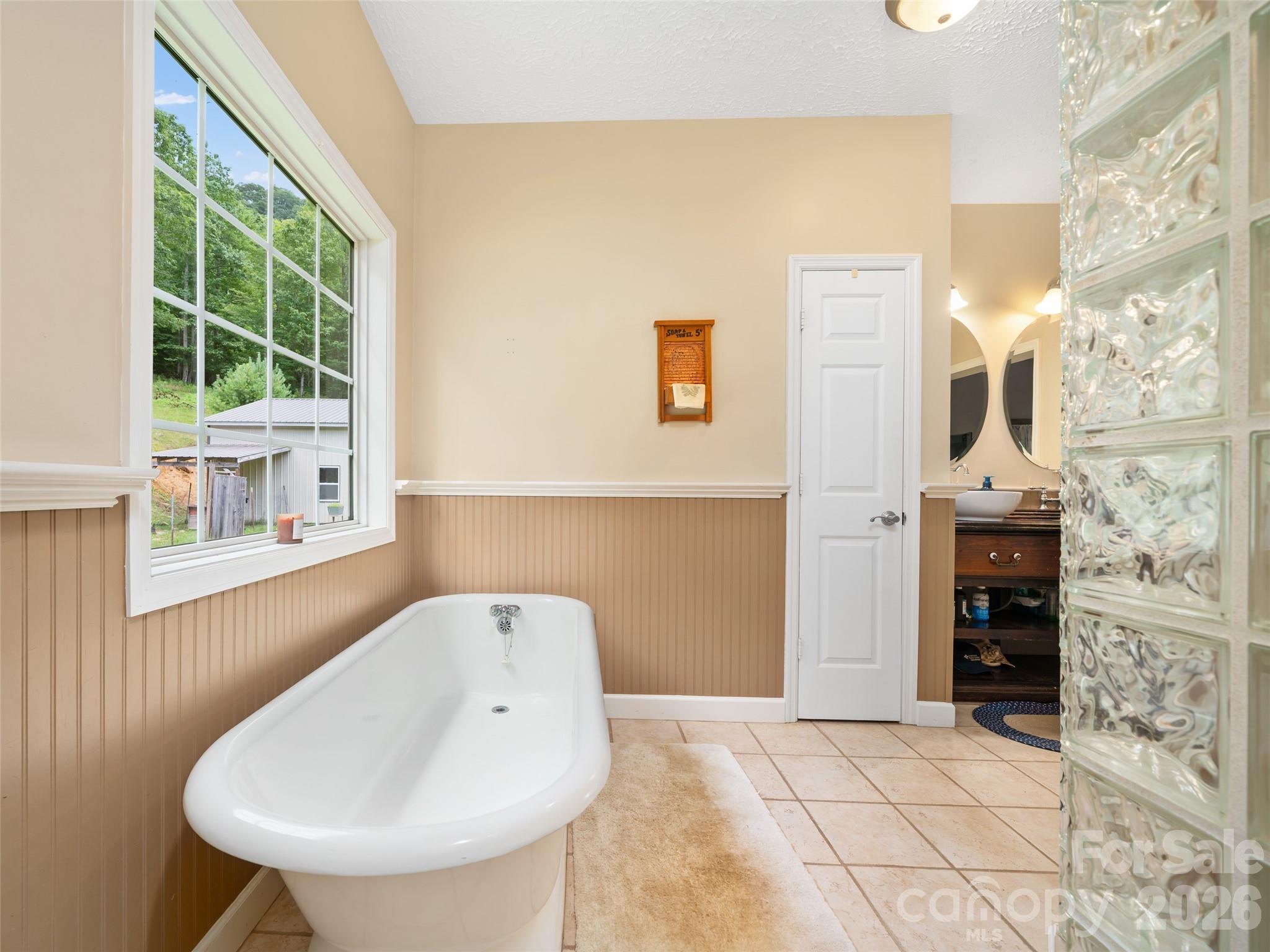 2216 Beans Creek Road — Bakersville