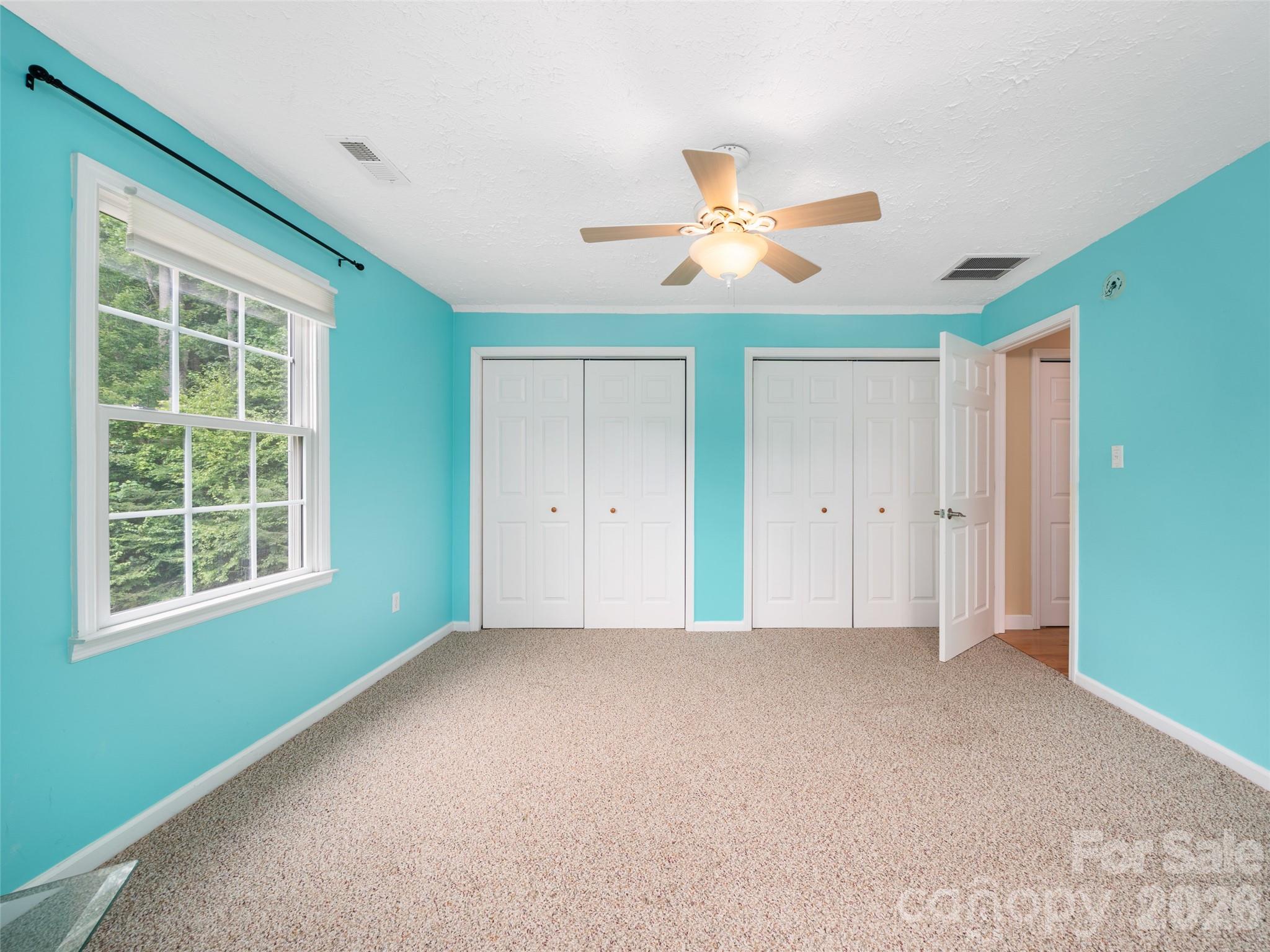 2216 Beans Creek Road — Bakersville