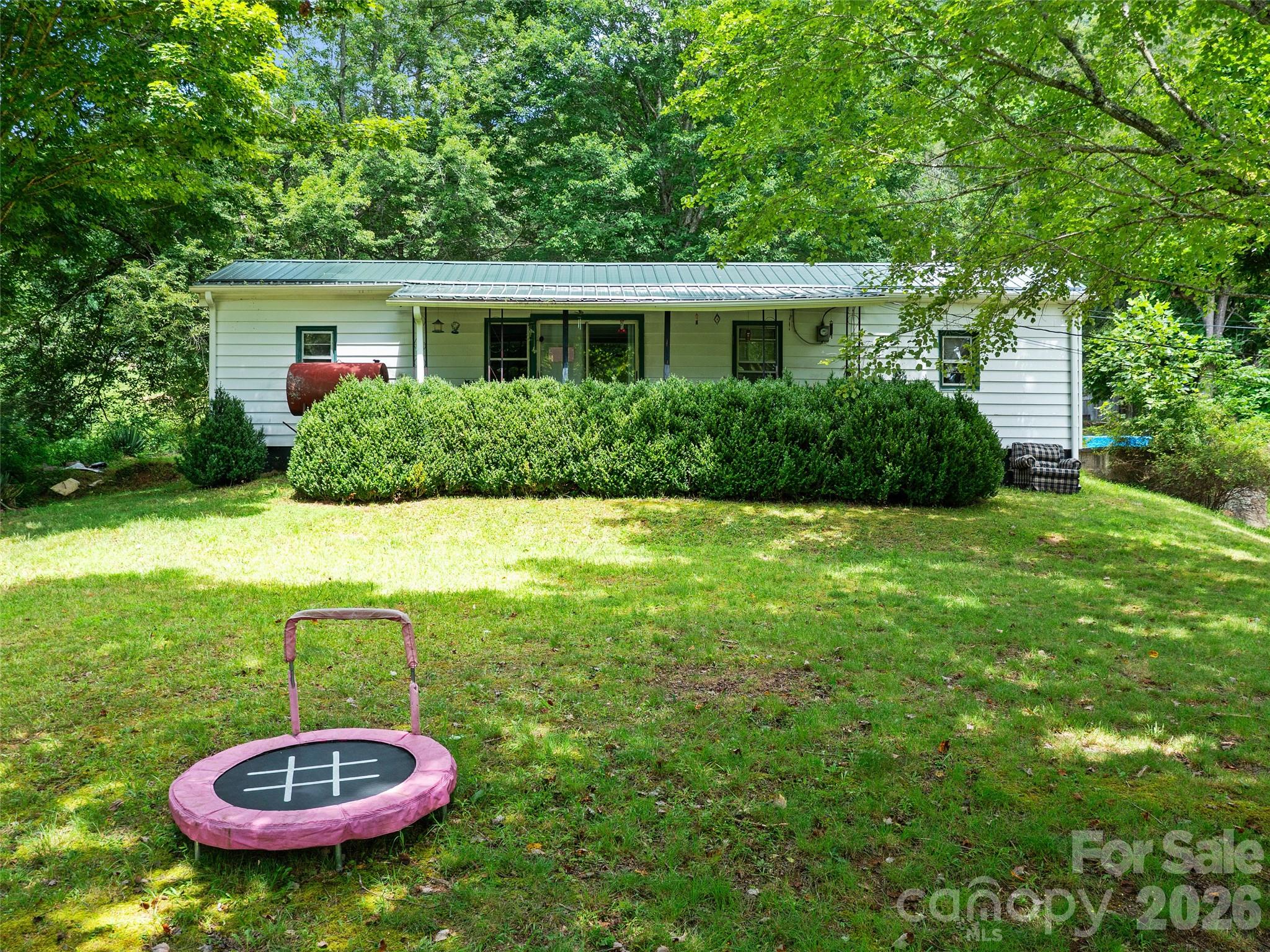 2216 Beans Creek Road — Bakersville